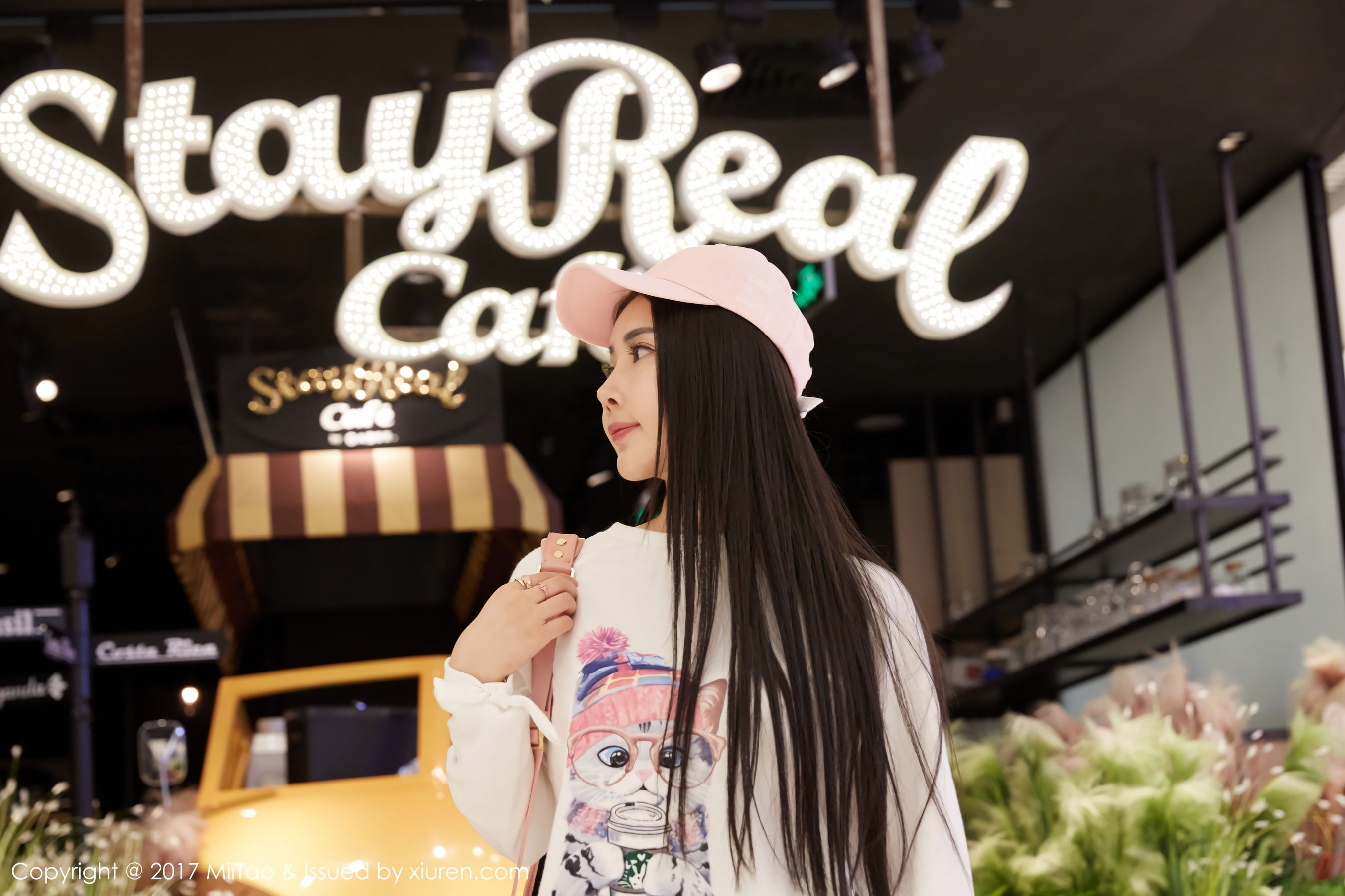 Xuan Xuan CECILIA Cowboy GoddessStreet Shooting Peach Club miitao Vol.084