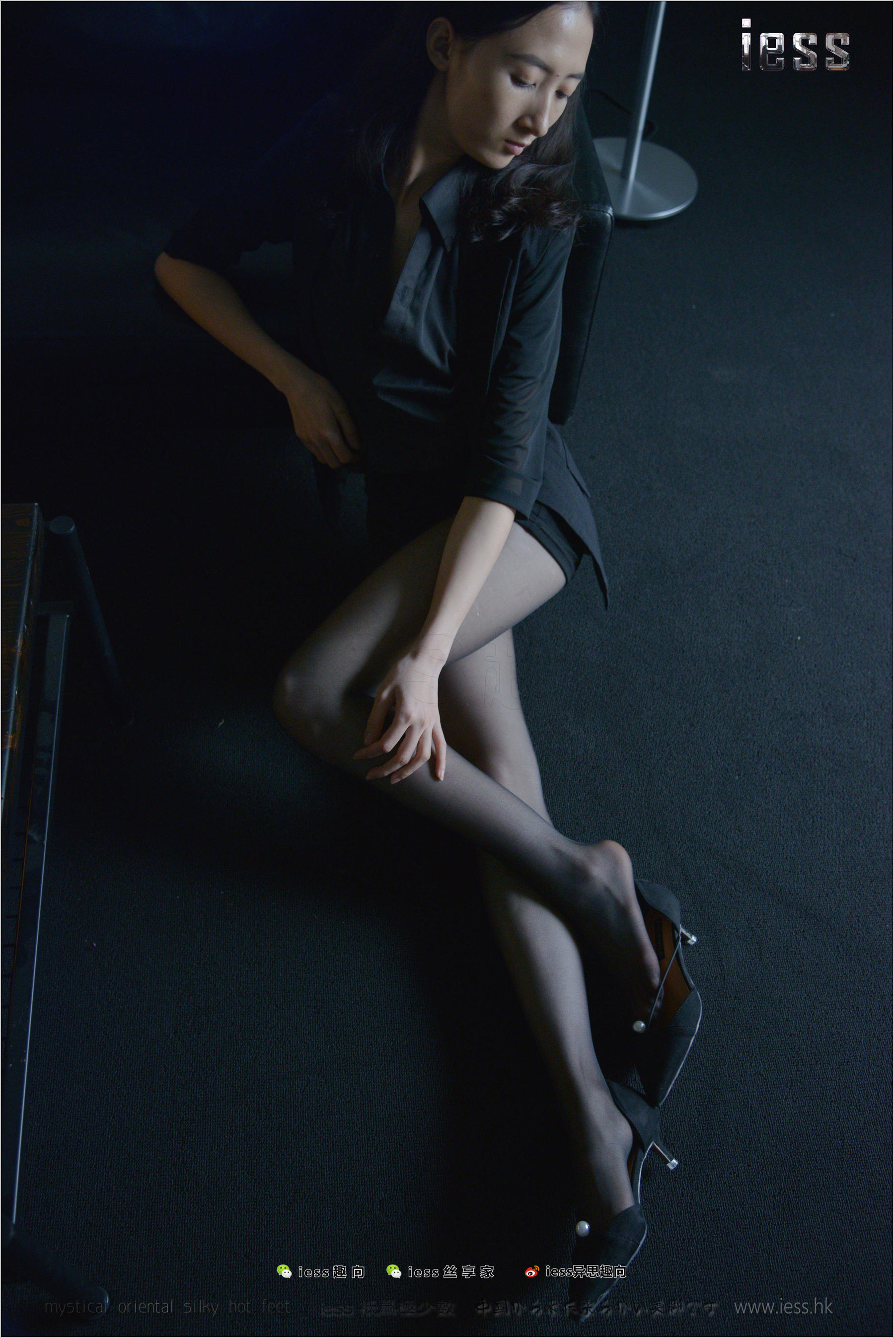 Xiao Mo's Xiao Mo's Dark Tune Black Silk ④ Different Thinking to IESS Silk Foot Bento 193