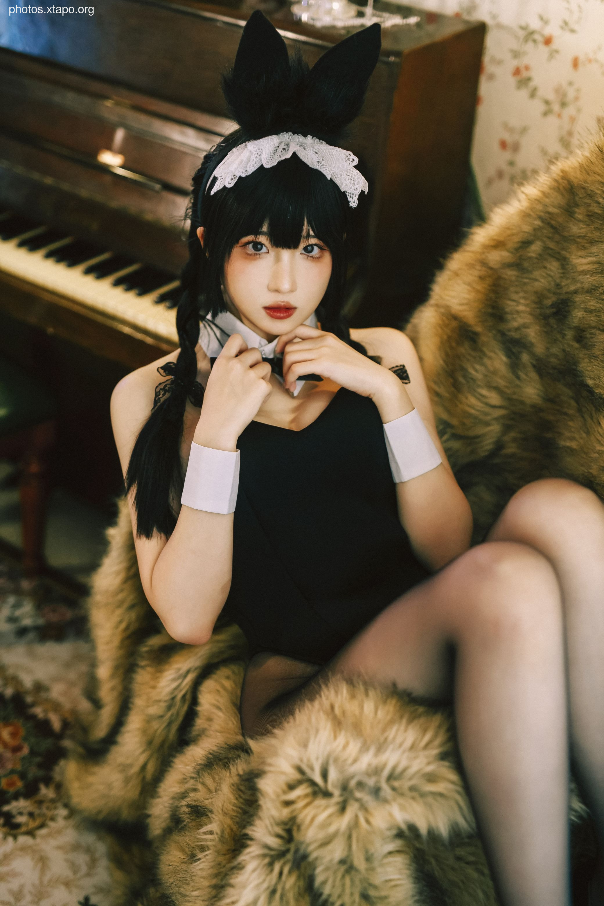 Vasteah Crayfish Rabbit Girl Theme Book