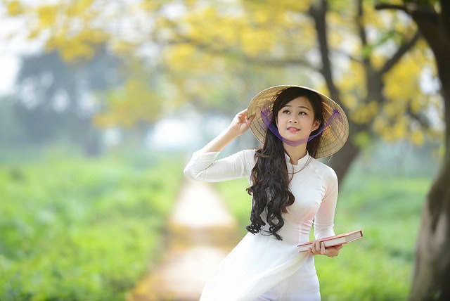 The road, between the pain The pain is just enough to miss each other, smile | Like ca