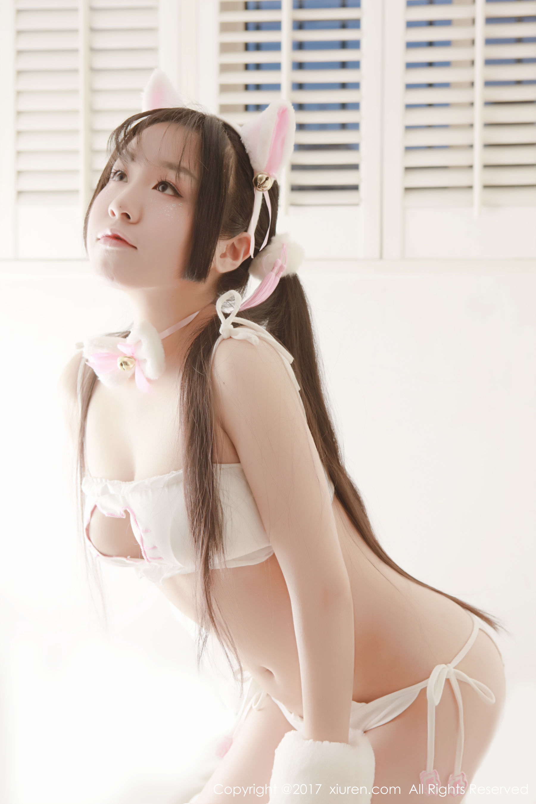 Vi vegetables Pure and Cute Girl with Cat Ears and Tails Xiuren Xiuren No.753