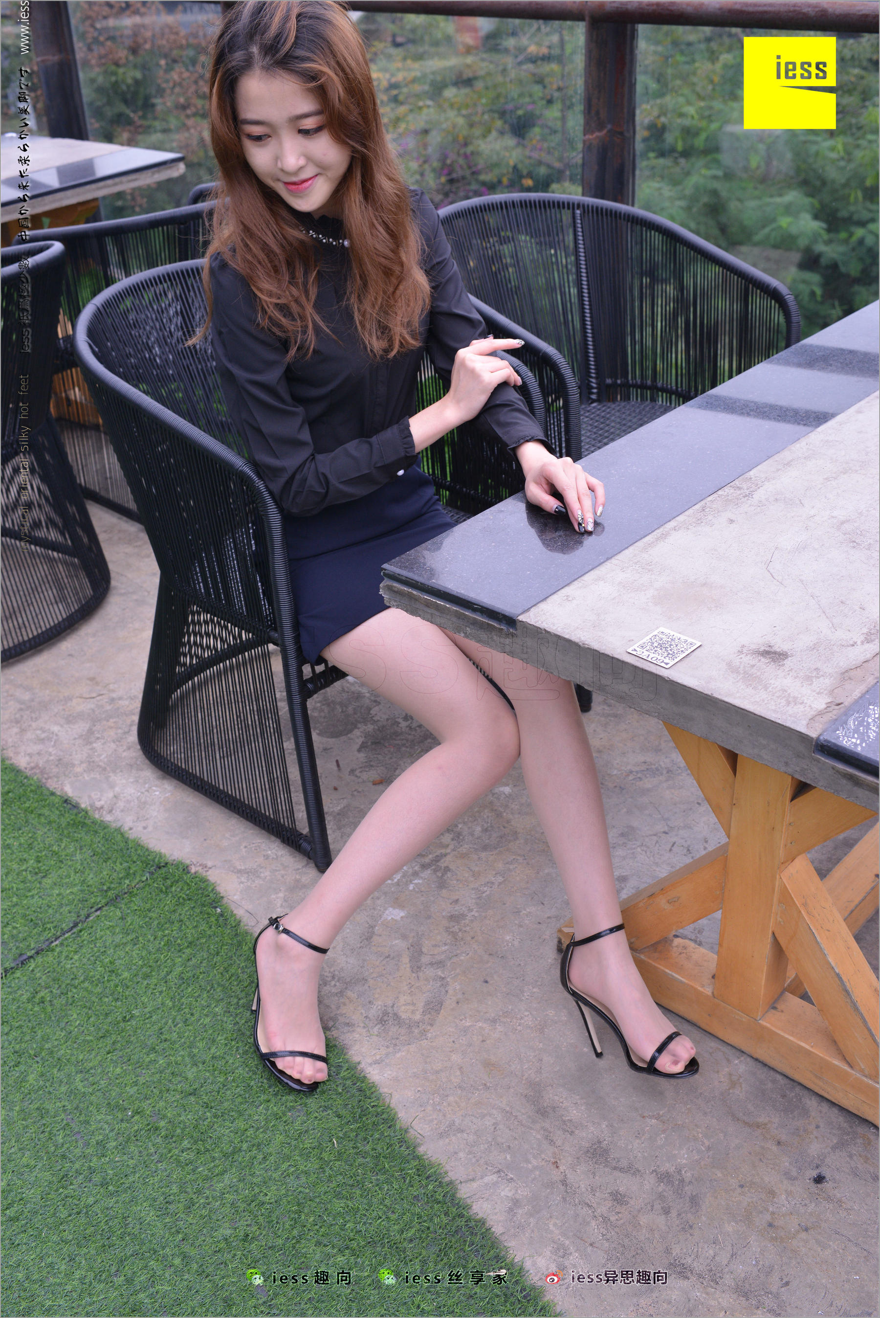 Uncle Yuan's Definition of Long Legs Different Thoughts to IESS Silk Foot Bento 205