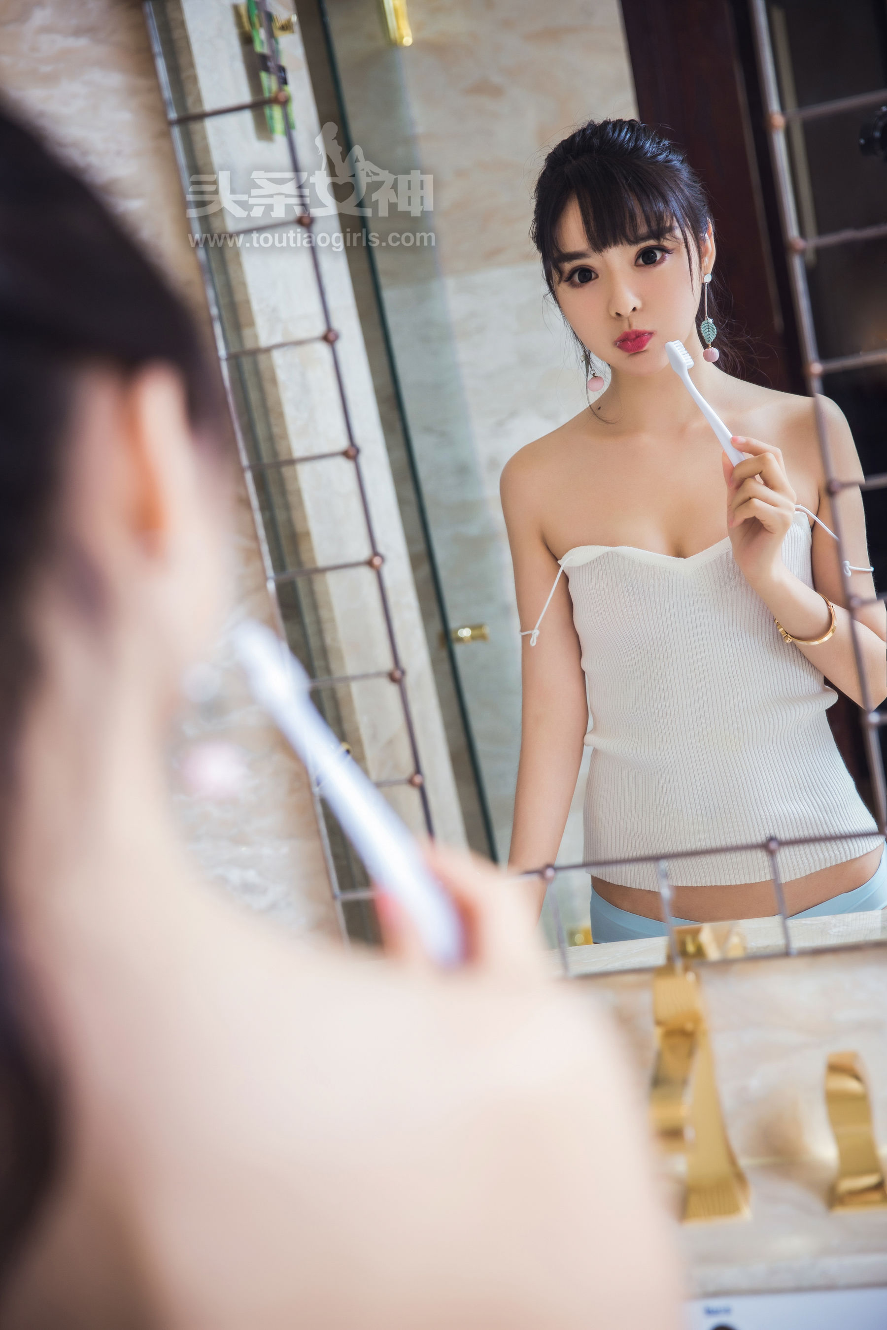 Zhou Xiyan's Sweet and Sweet and Sweet is Me Headline Goddess