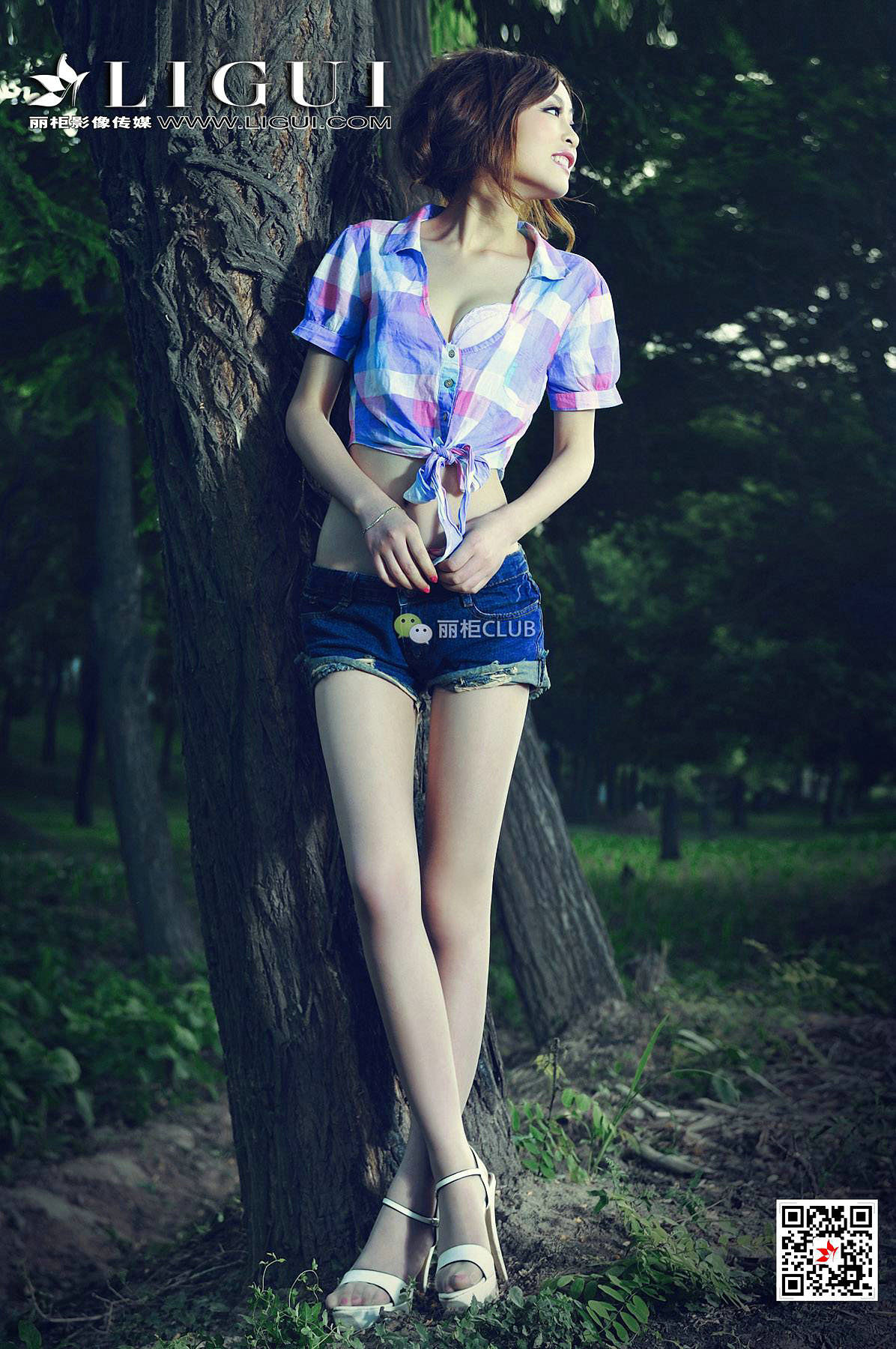 Leg model Tong Lei Mai Field Beautiful Legs Li Cabinel LIGUI