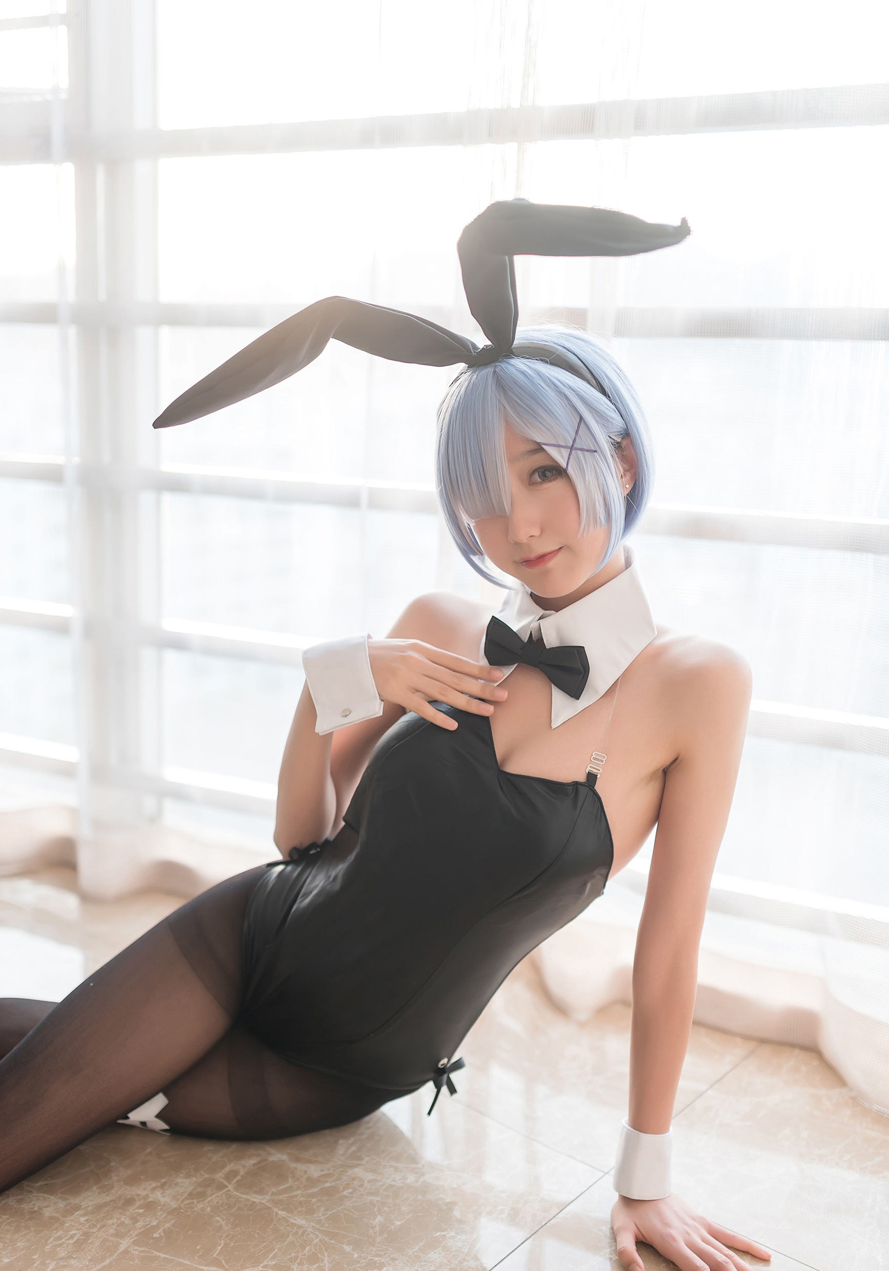 COS Welfare Miss Meng Shi Mu Mianmian Owo -Rim Bunny Girl