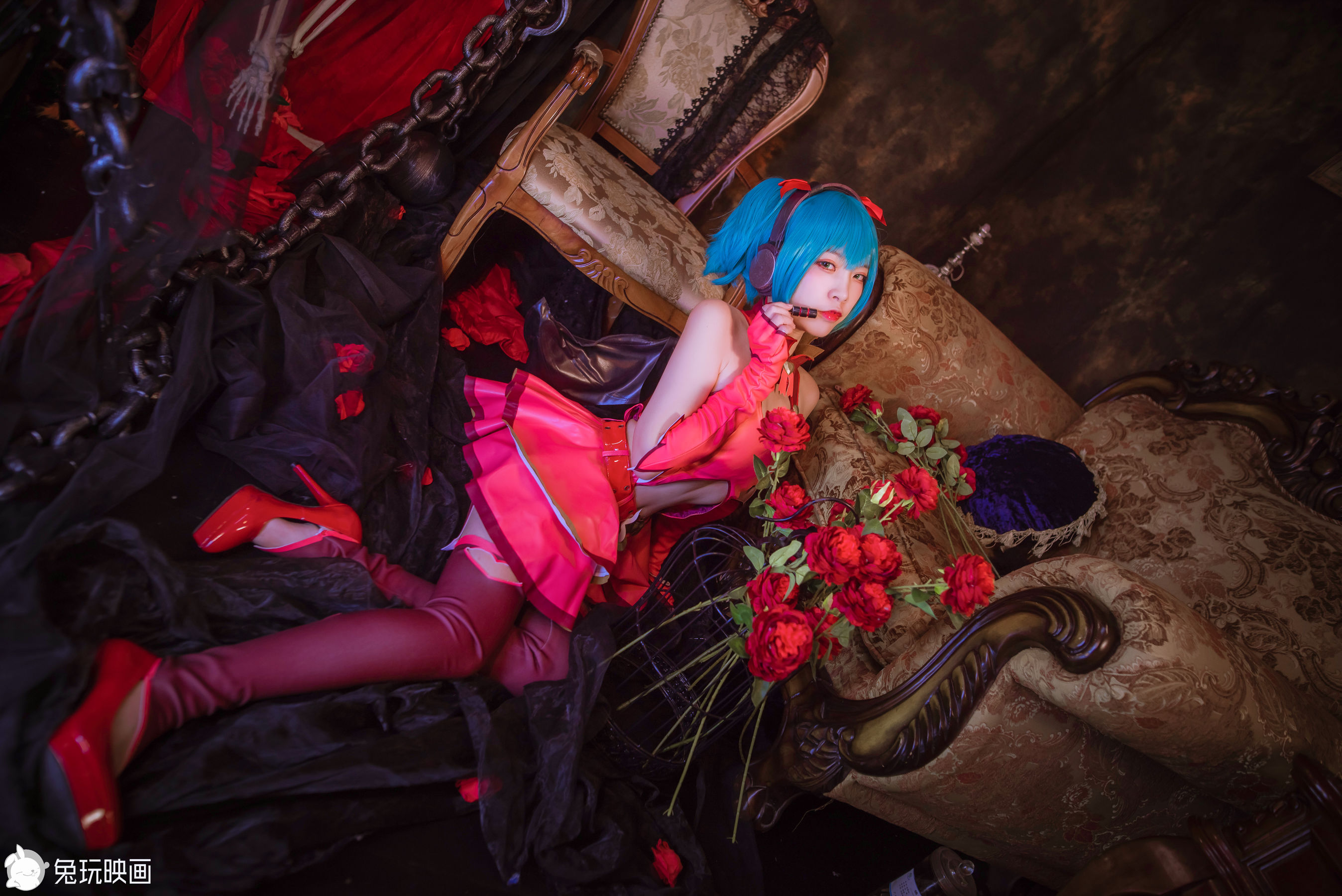 Rabbit Playing Paintings -Chong Little Demon