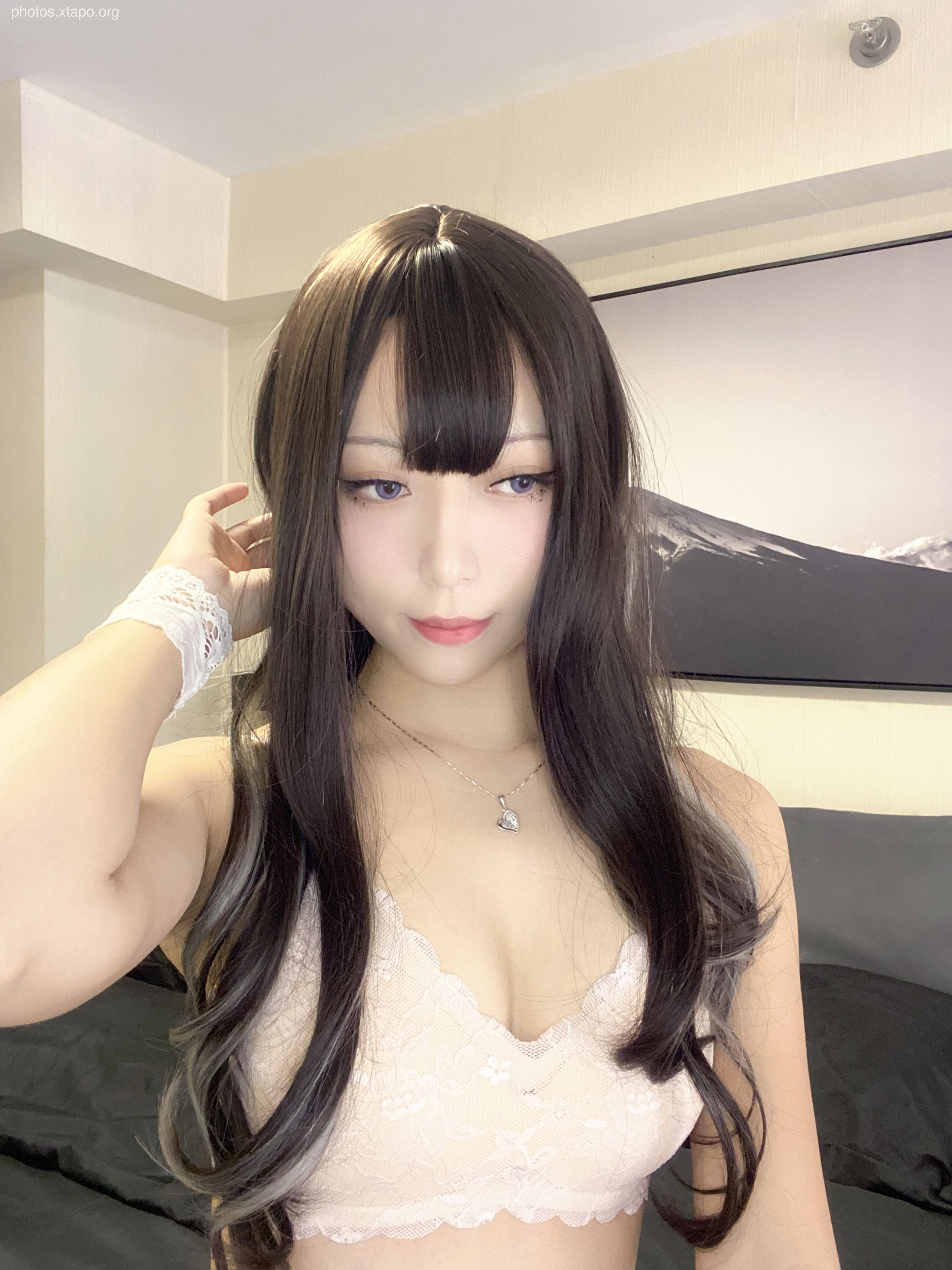 Money Cold White Hang (59P2V2.55GB)