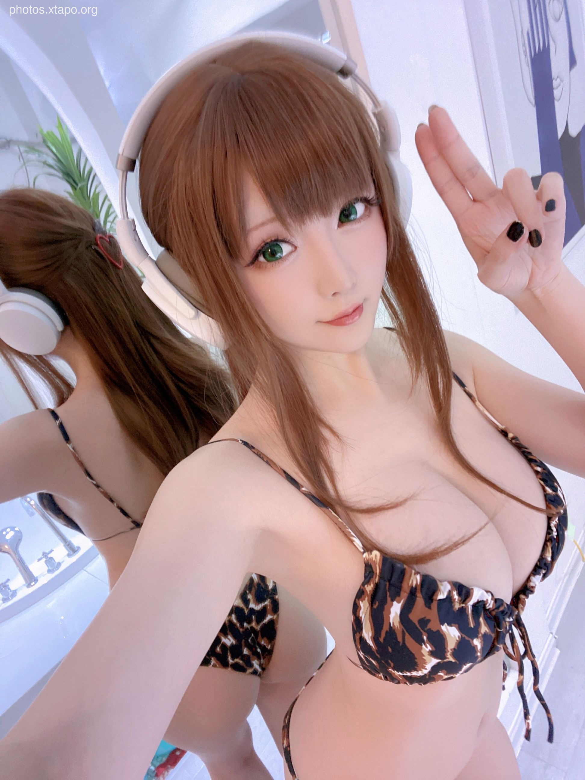 Star is delay -Leopard Tattoo Swimsuit 24P 91MB