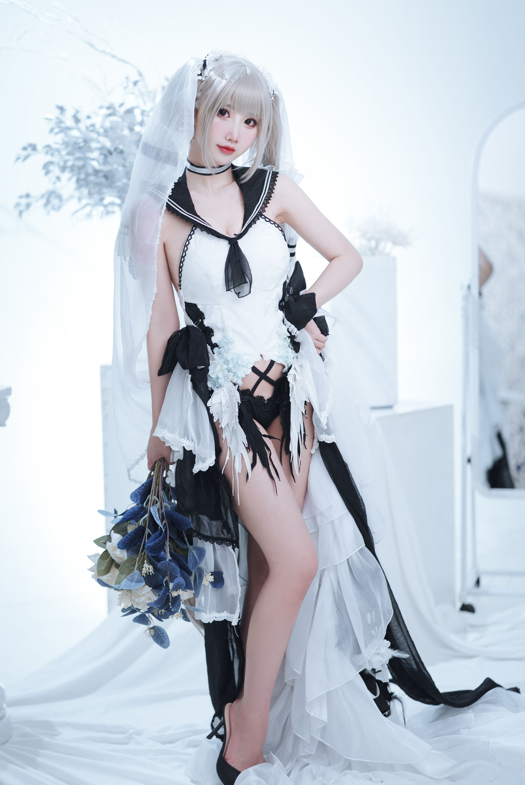 [Cosplay] Coser Dough Cake Fairy Terrible Wedding Dress