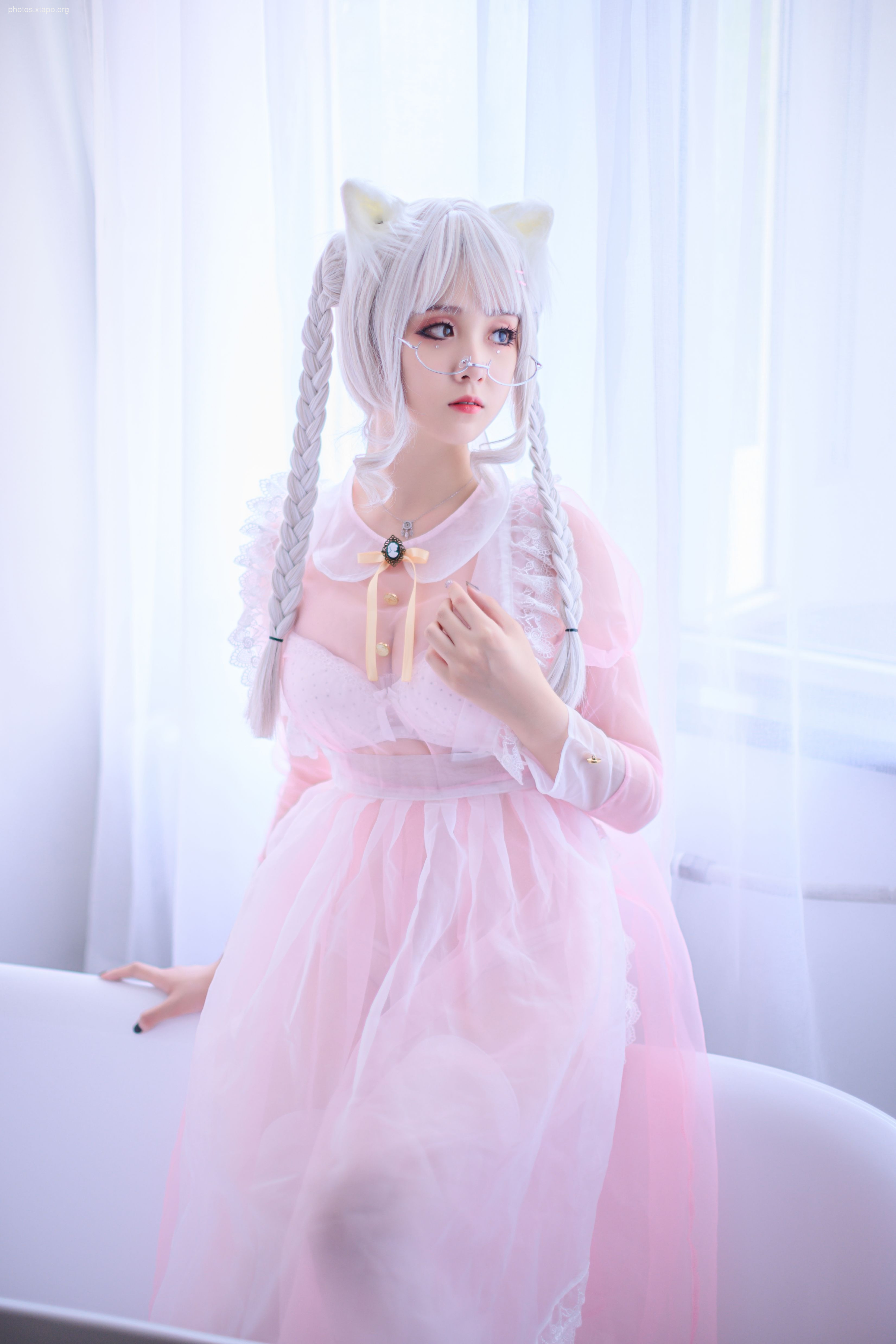 Qiu Chuchu pink transparent maid