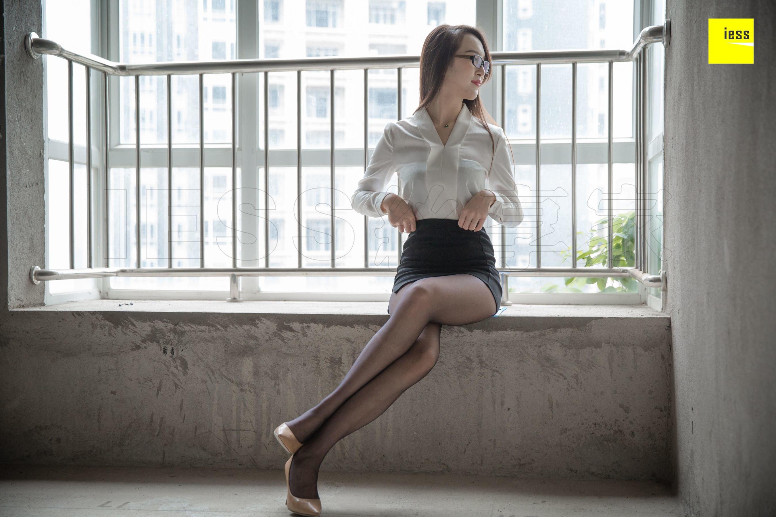 Different Thoughts to IESS Model Yunzhi Black Sales Selling Black House