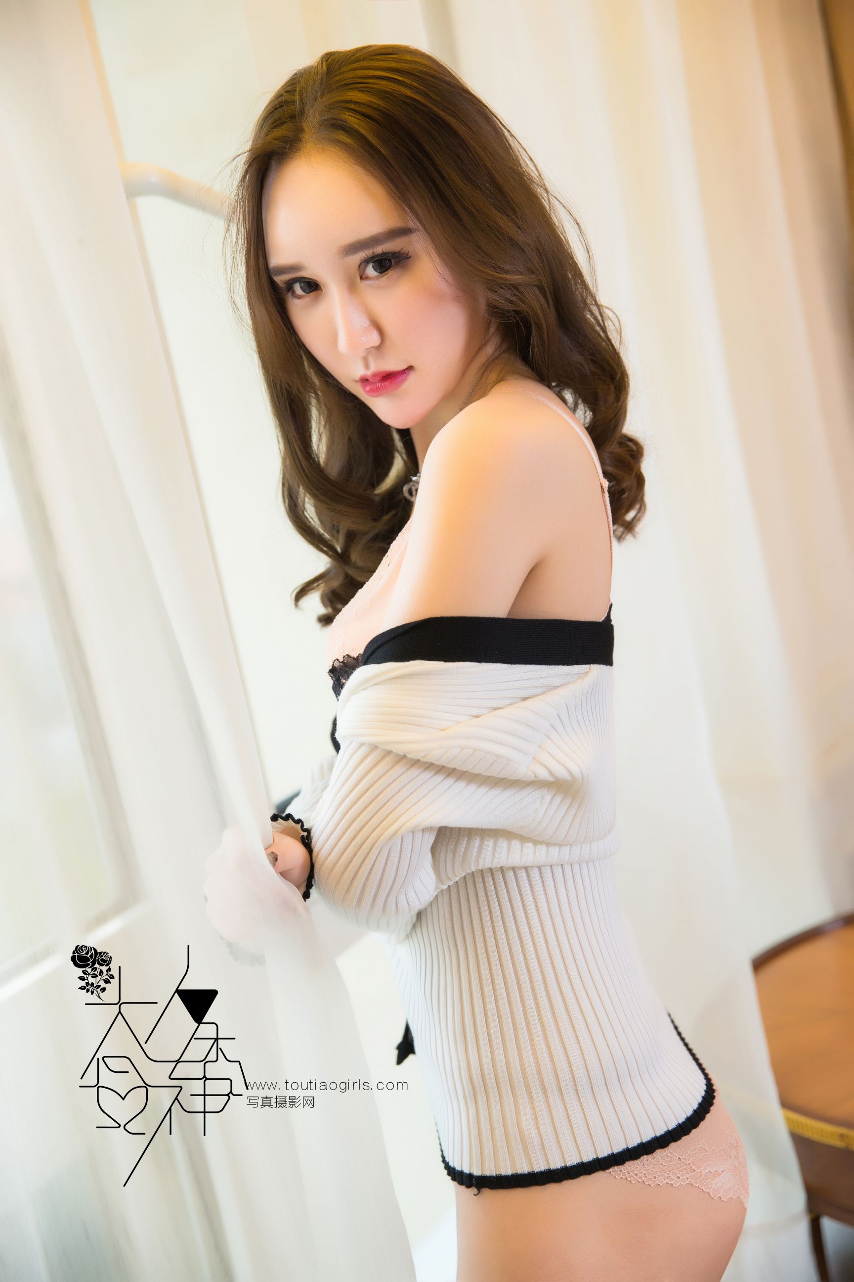 Wang Yue Home Beautiful Little Woman Headline Goddess