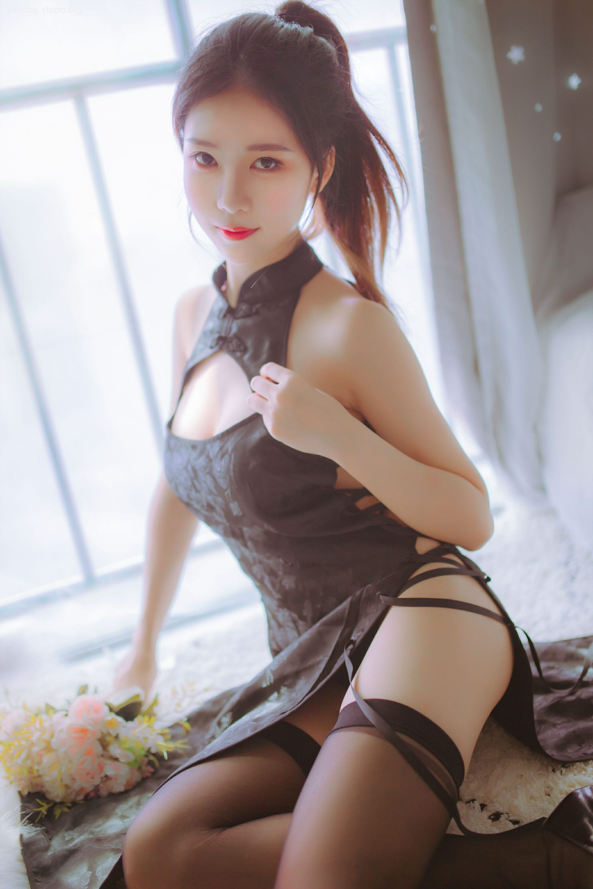 Dou Niang Li Shi-Black and White Cheongsam Twins41P