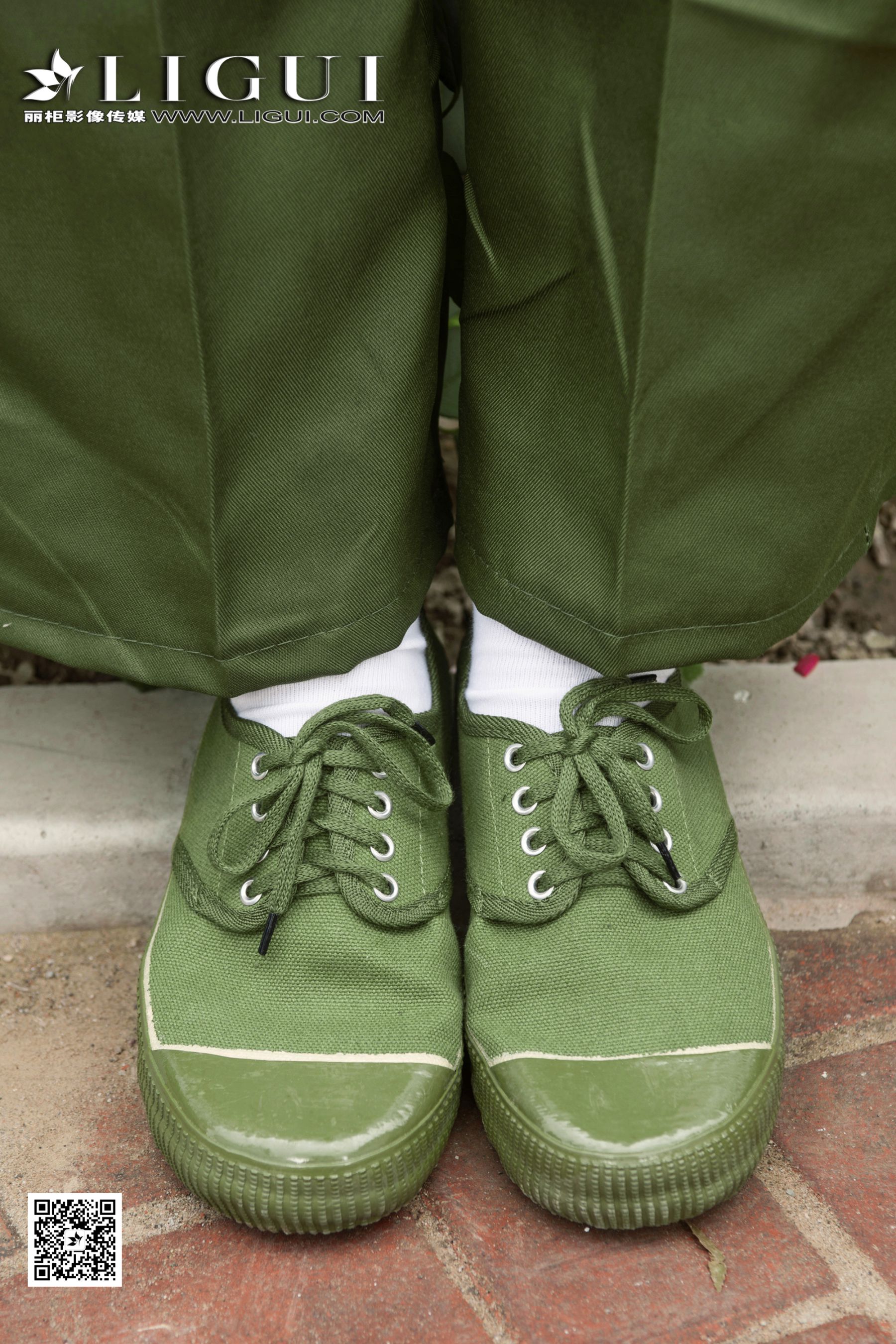 AMY The Female Soldiers of the Republic of China Li Cabinet