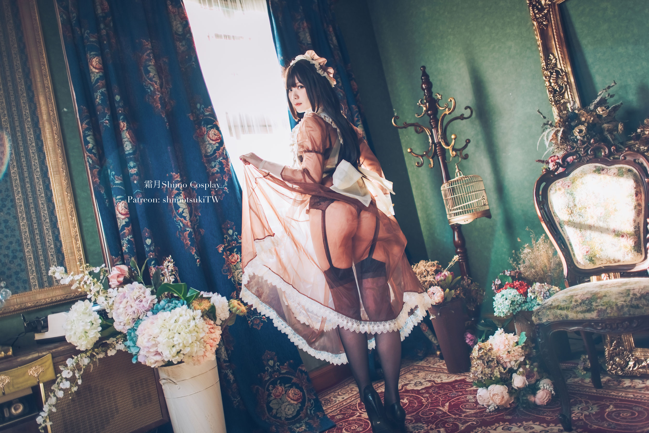 COS Welfare Weibo Girl Paper Cream Moon Shimo -Maid