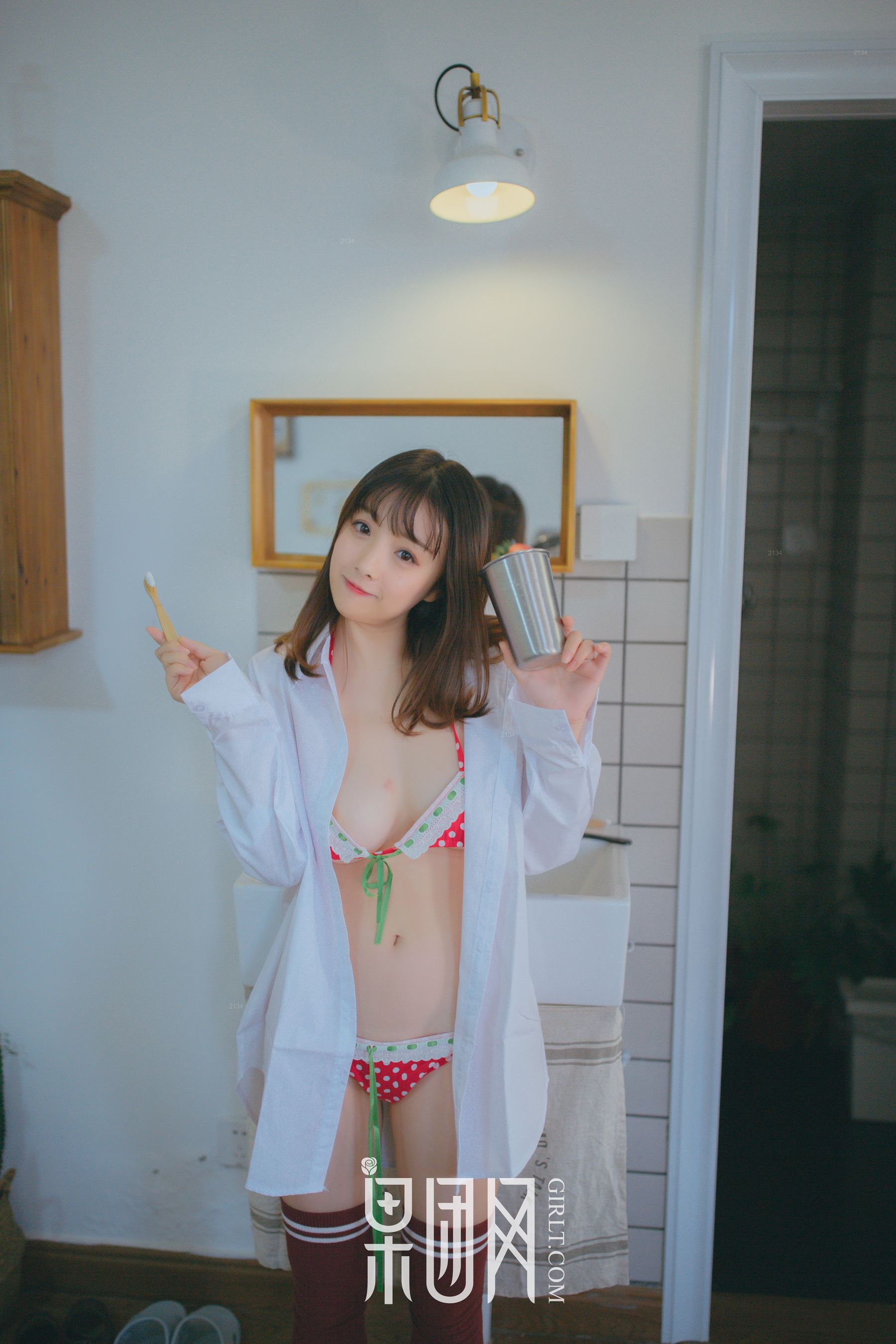 The sweet daily life of the strawberry girl Fruit Group Girlt Xiongchuan Jixin No.030