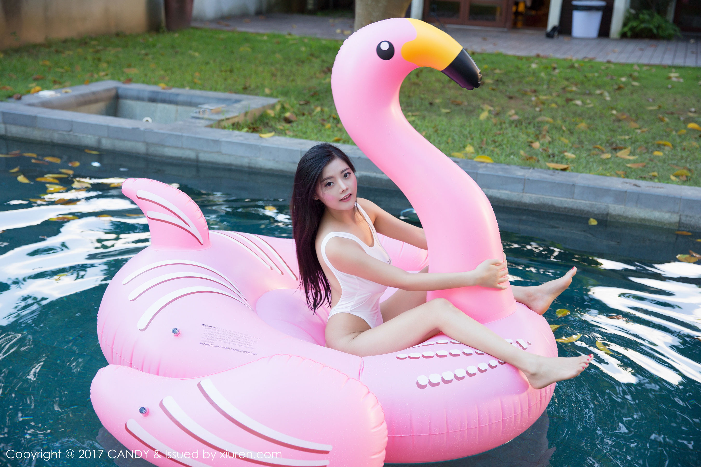 Lin Meihuizi Mieko Swiming Pool Wet Play Water Candy Vol.028