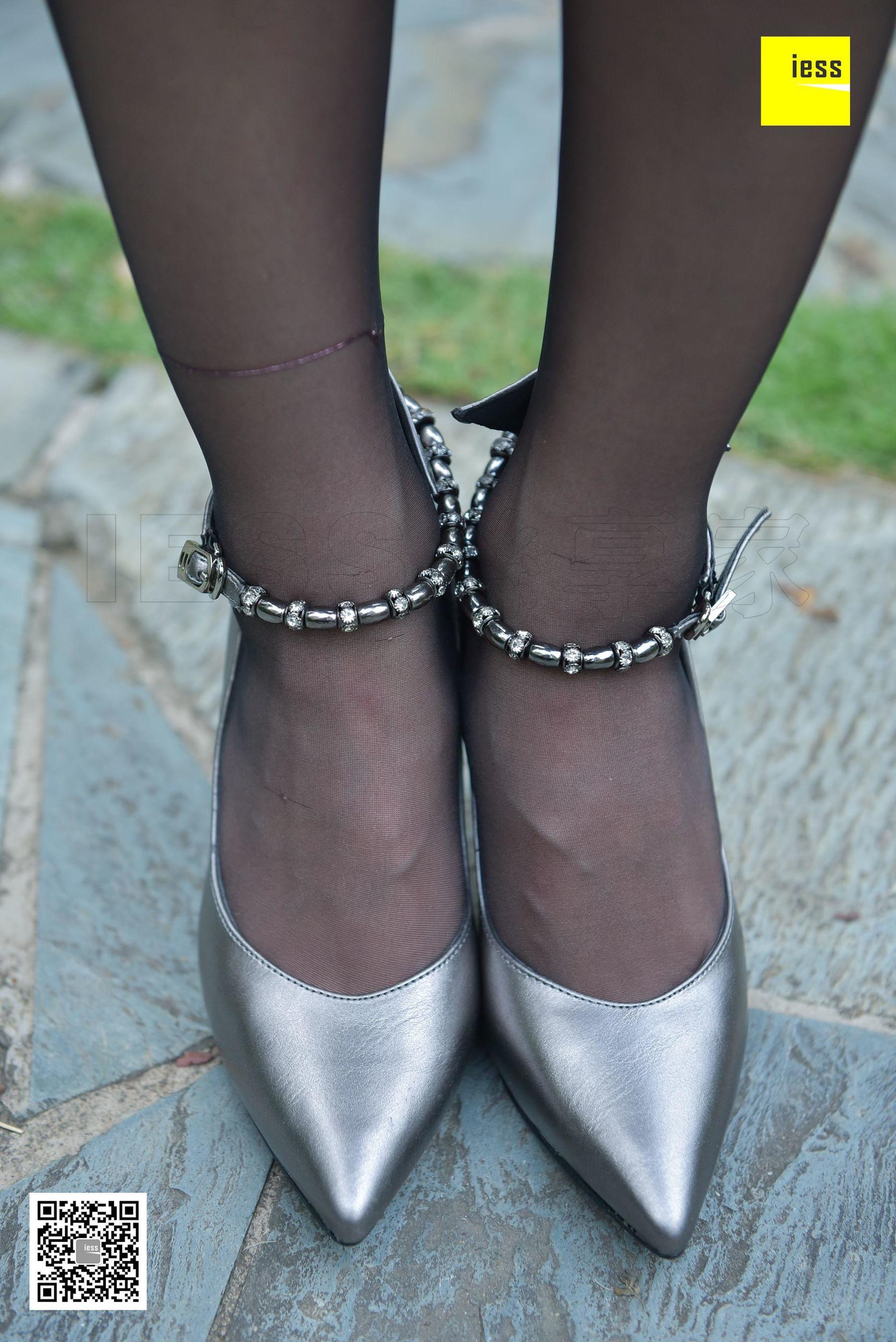 Silkxiang Home 115 Autumn and Autumn The Black Silk Beauty of the Garden IESS is thinking about it