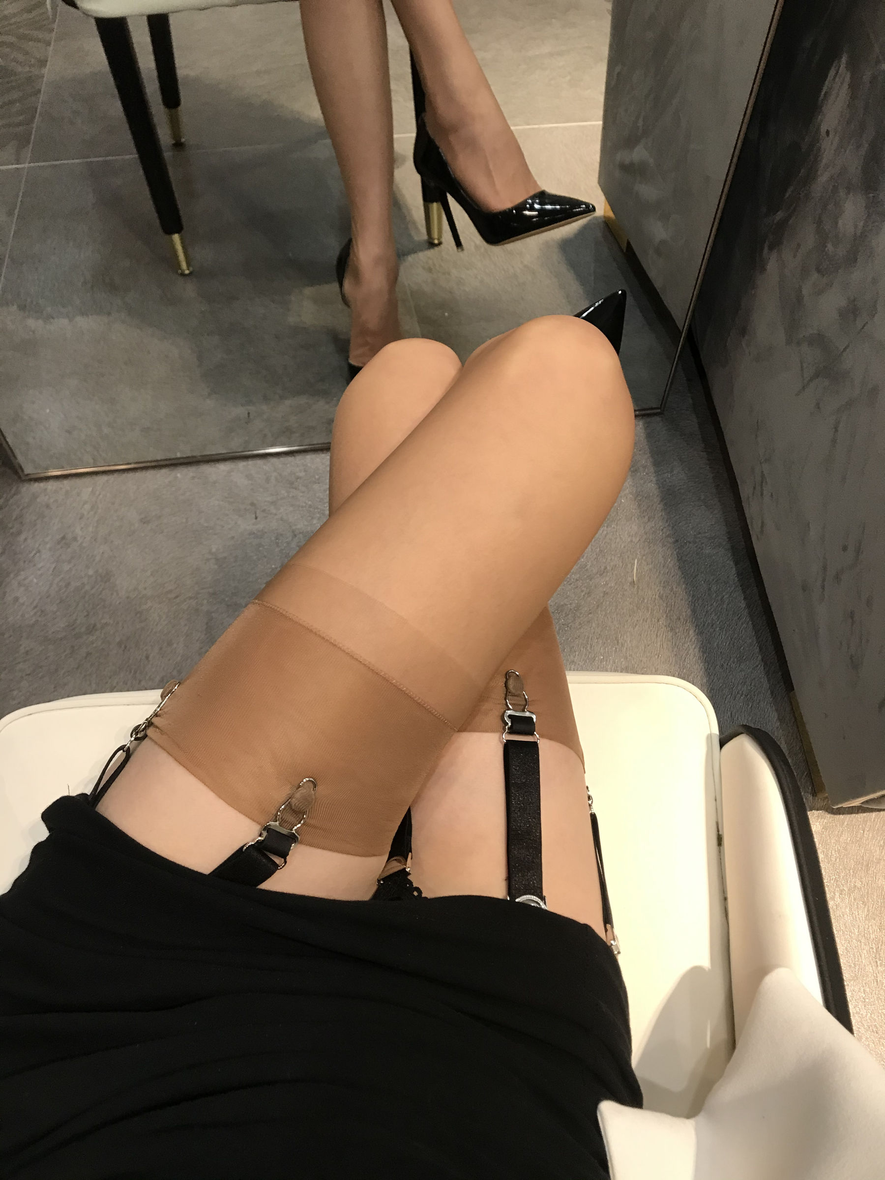 Welfare COS Silk Foot blogger Elk_Monroe 2020.04.09 peach meat hanging socks