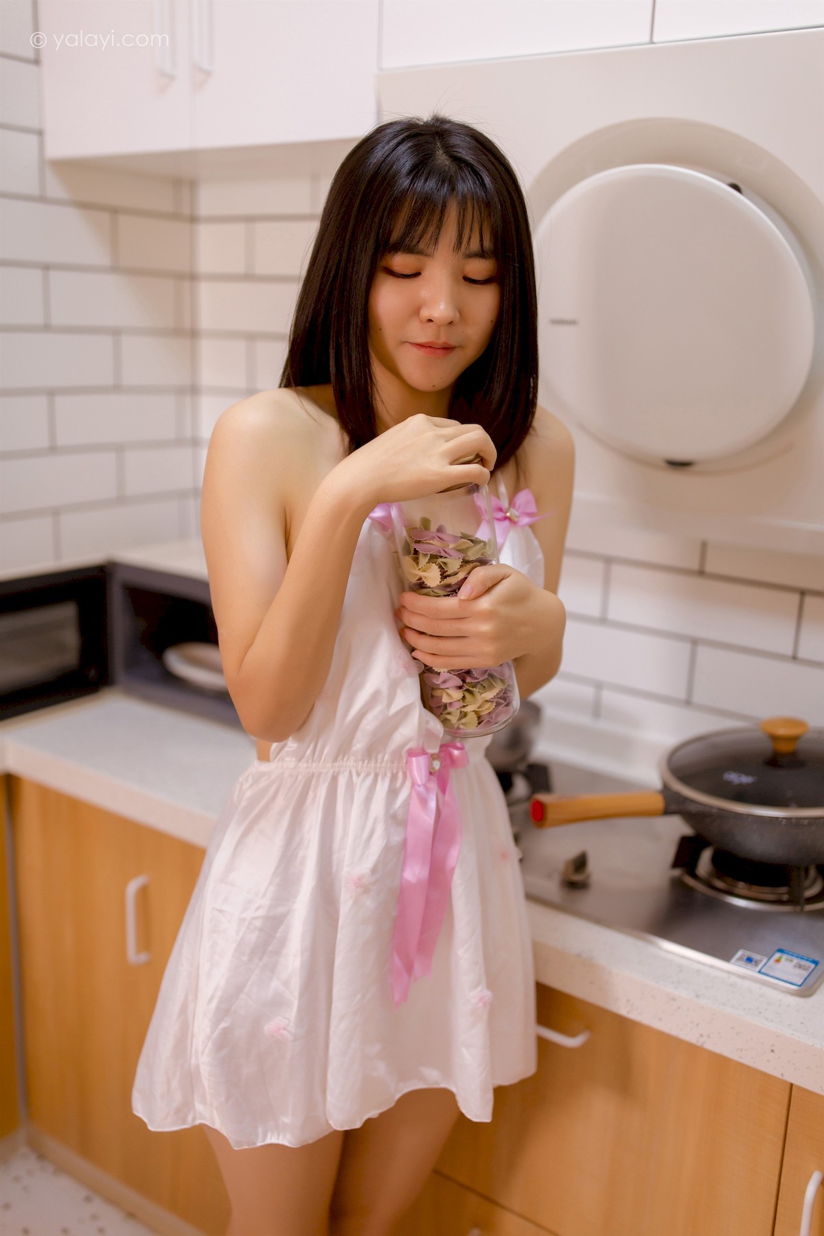 [YALAYI Yalay] 2021.11.24 No.869 Cooking Annie