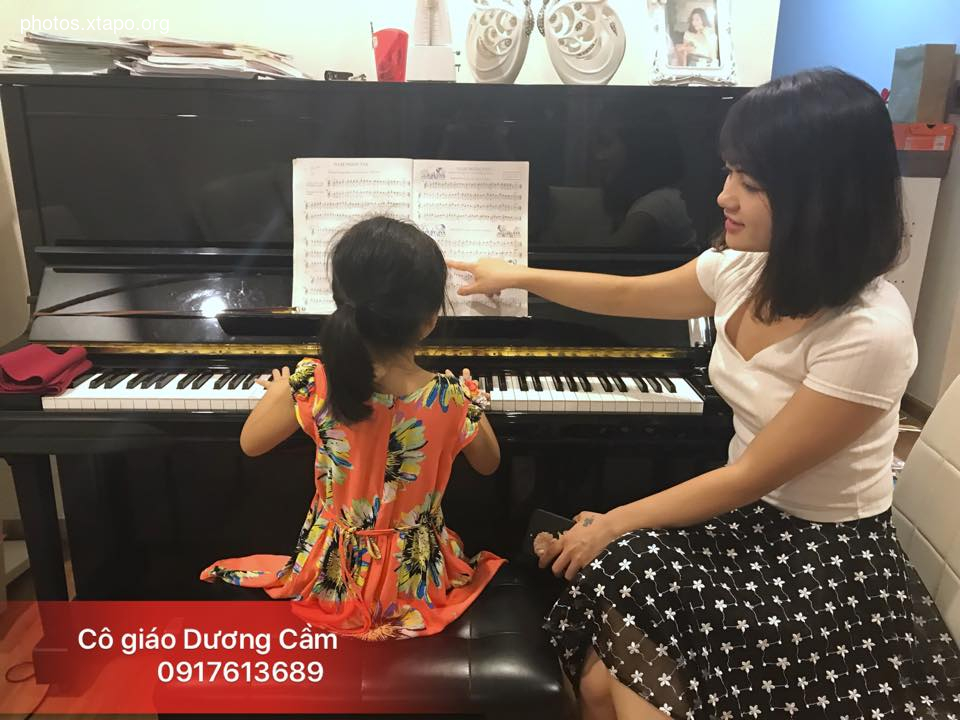 Cô giáo Dương Cầm