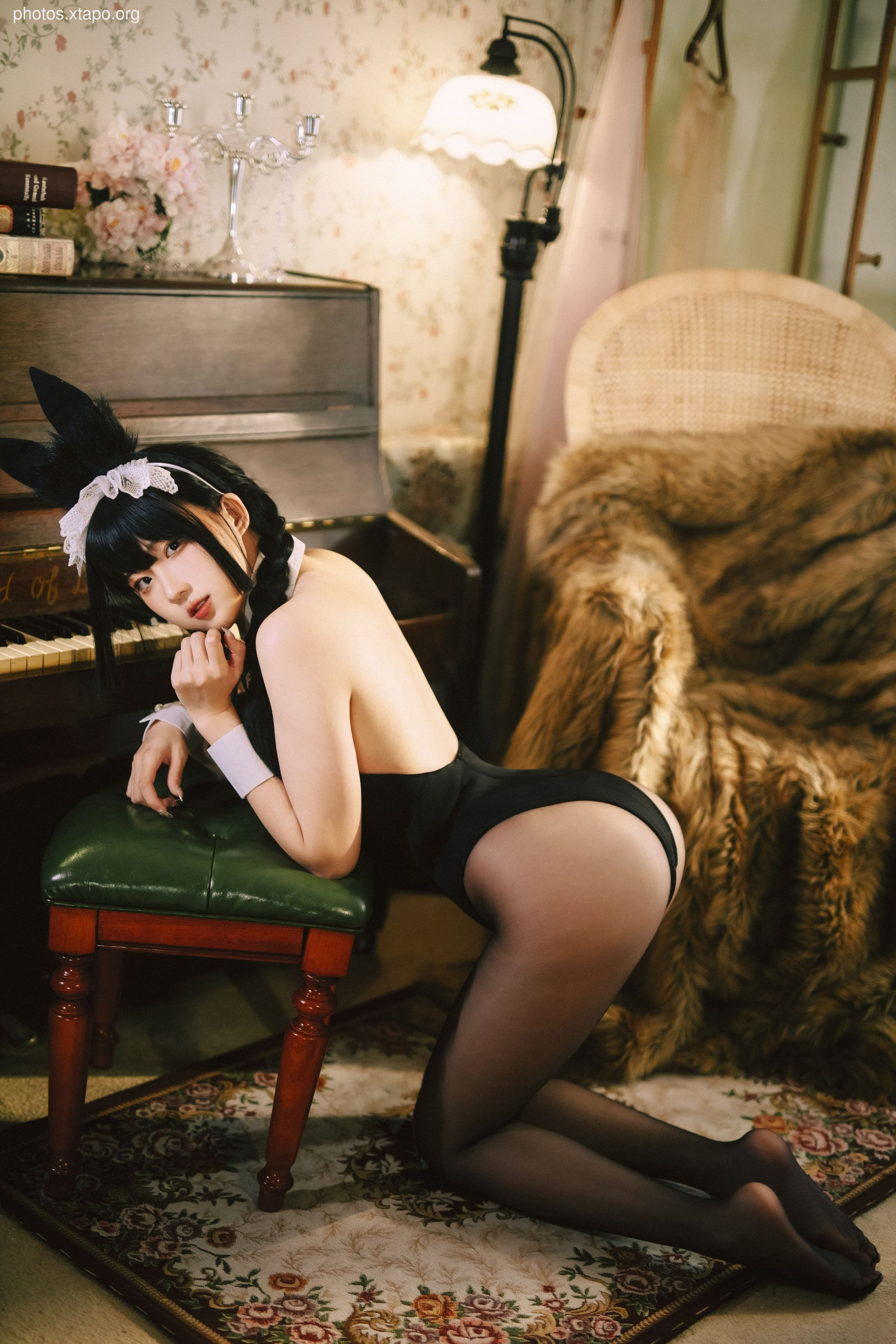 Vasteah Crayfish Rabbit Girl Theme Book