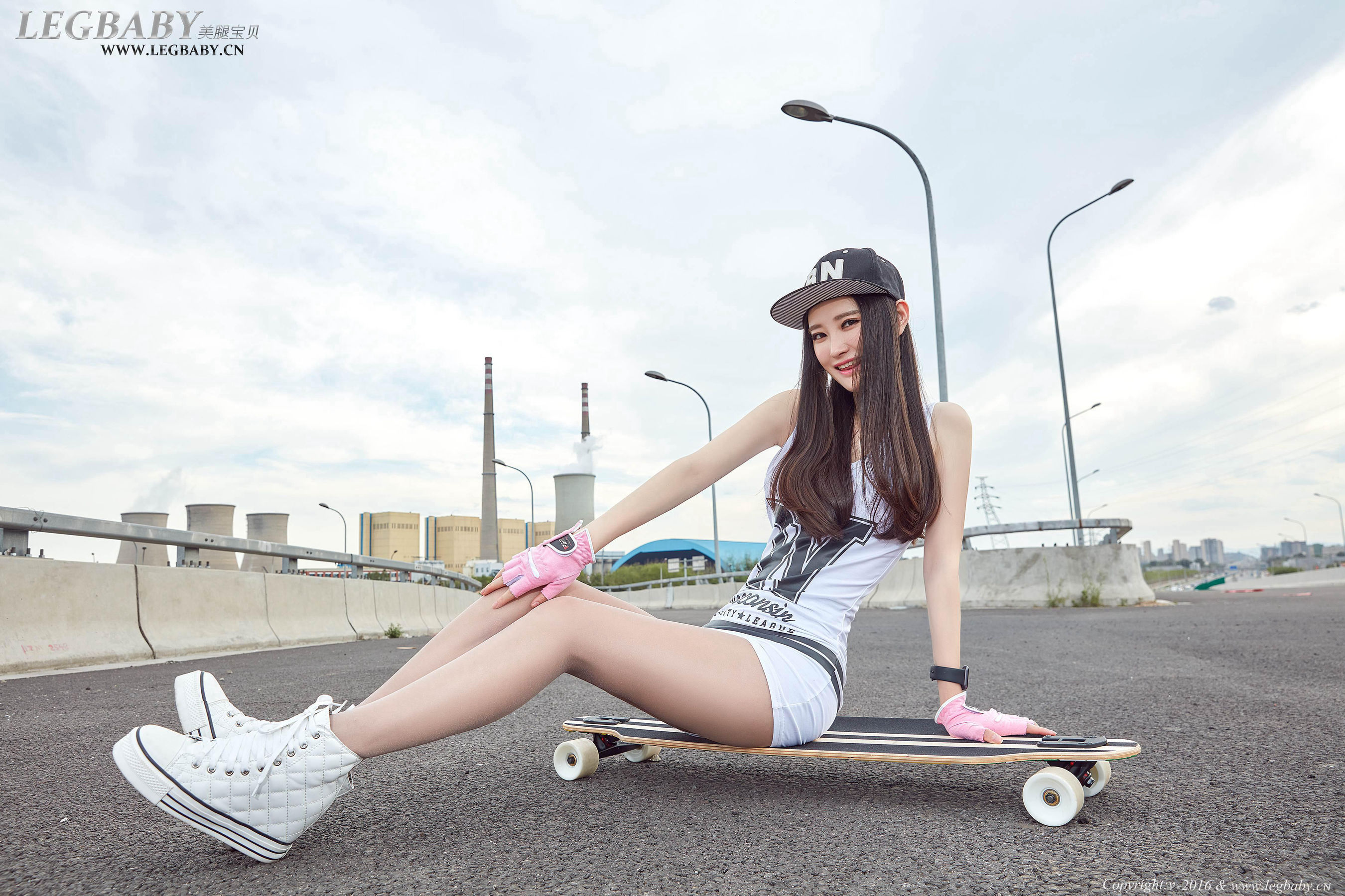 Xiaoxiao Single Board Goddess Legbaby Beautiful Leg Baby V028