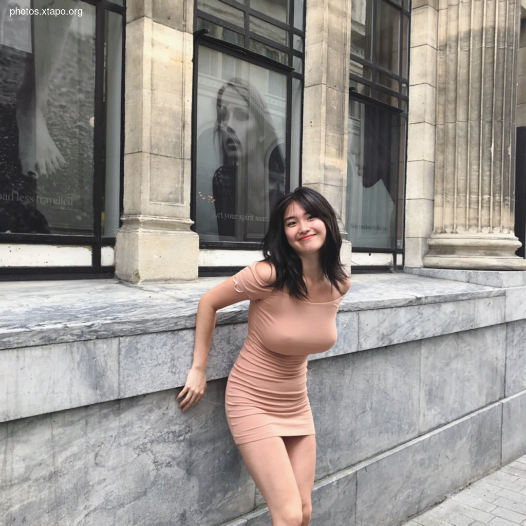 beautiful fat, cute, high, noble dwarf