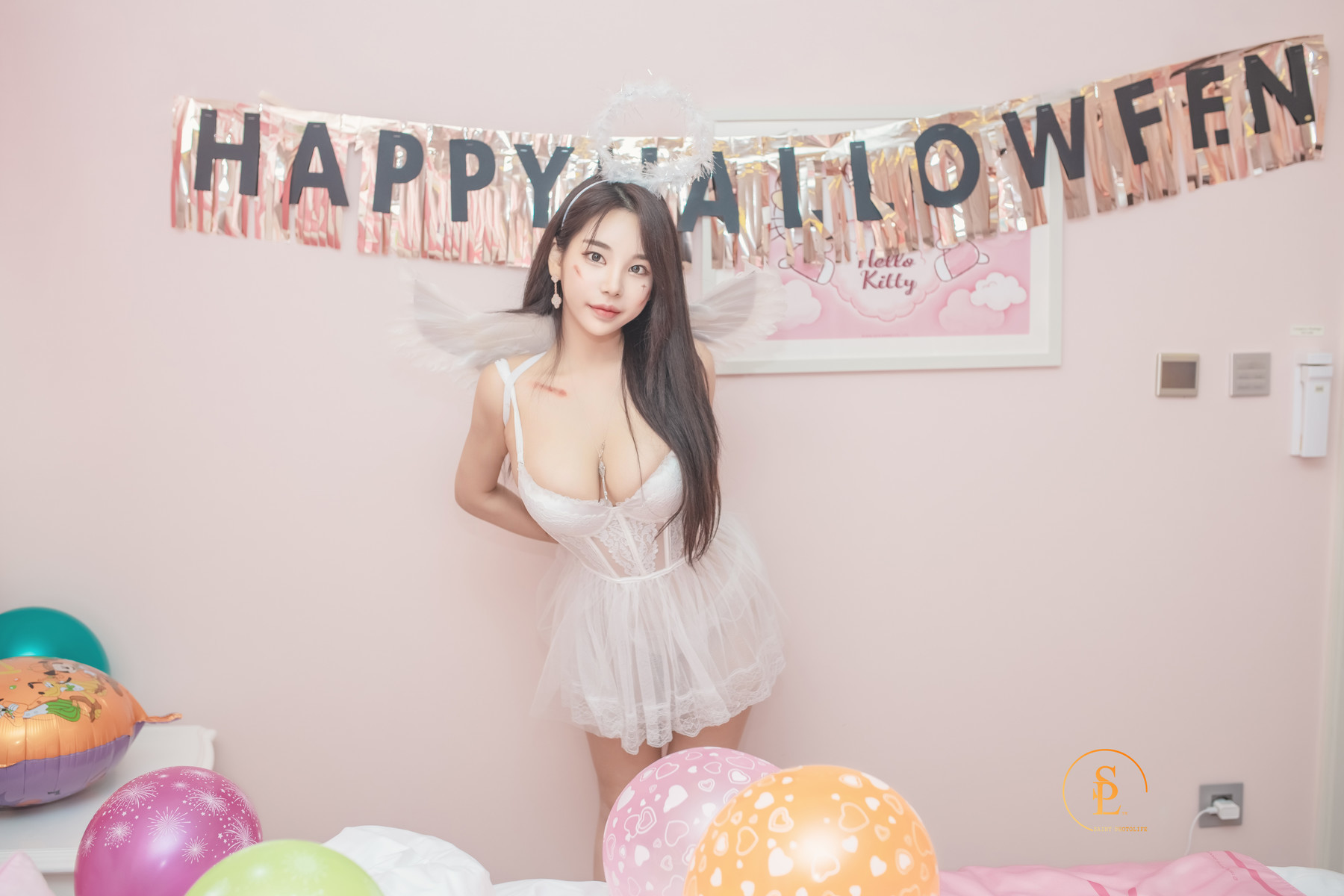 Zzyuri 쮸리, [SAINT Photolife] Pink Halloween