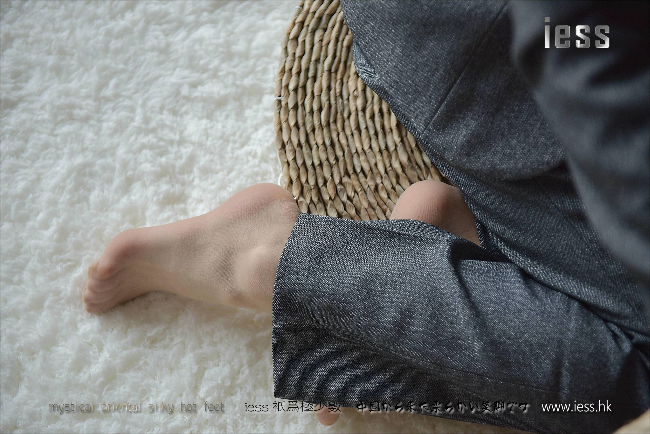 Silk Foot Bento 114 Little Six Little Six Pants Short Silk IESS Different Funbian