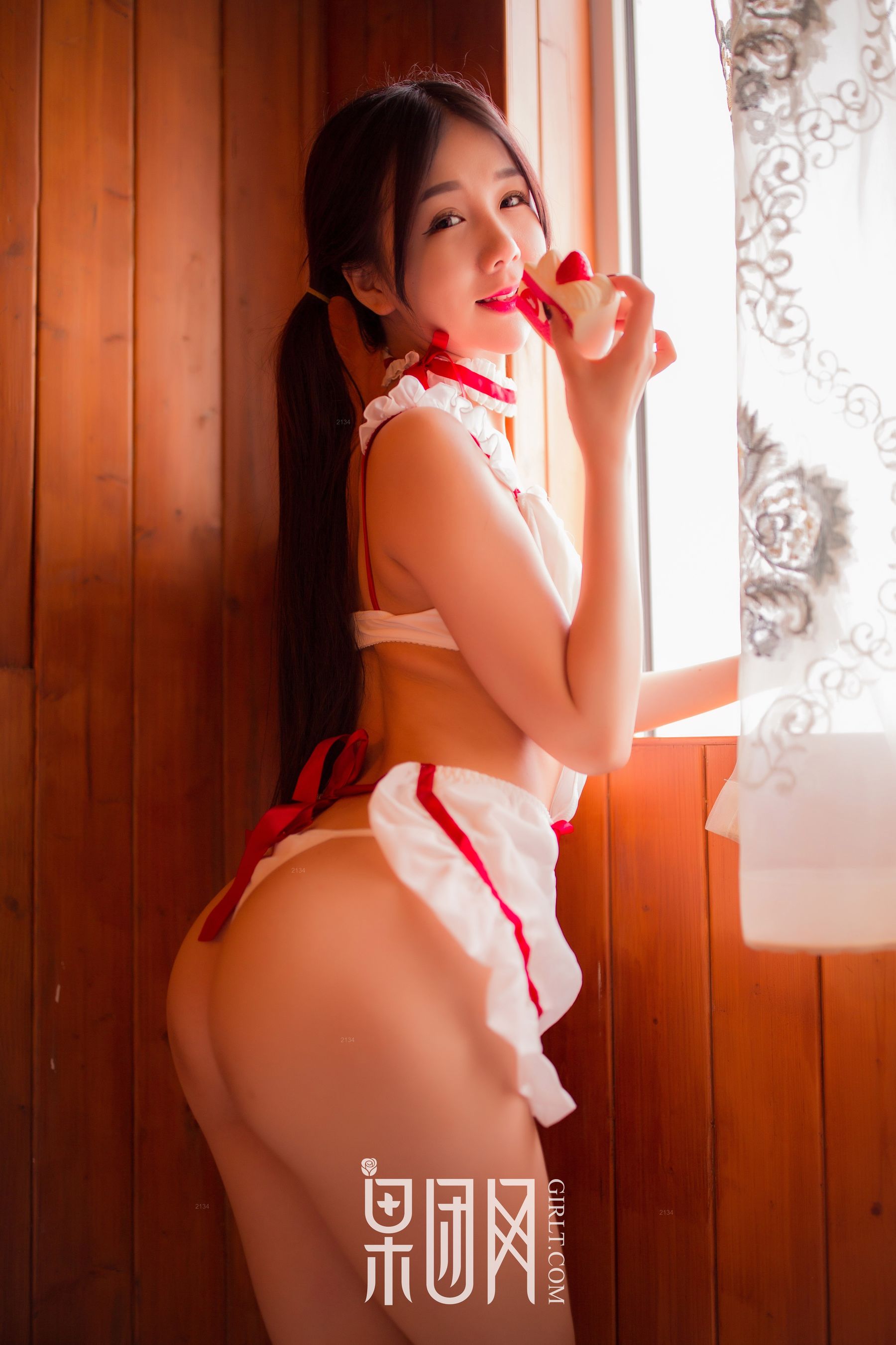 Strawberry Girl Fruit Group Girlt-Xiongchuan Ji Xin No.024