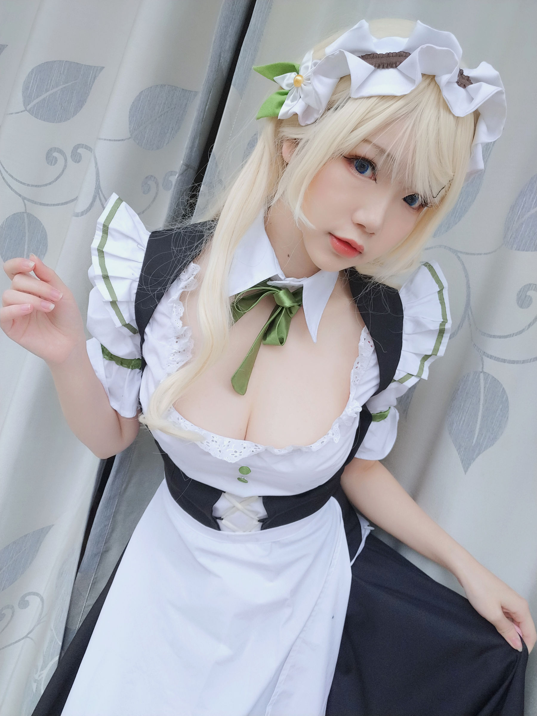 Net Red Coser Photo Anime blogger Xueqing Astra -Maid