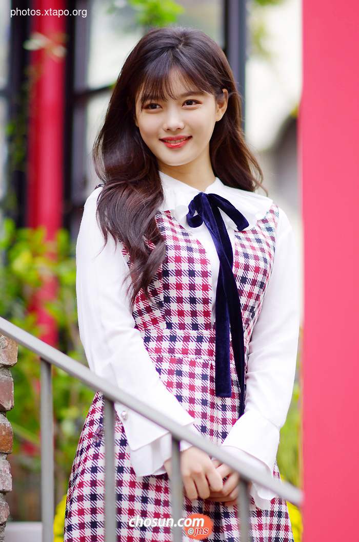 Kim Yoo Jung Kim,