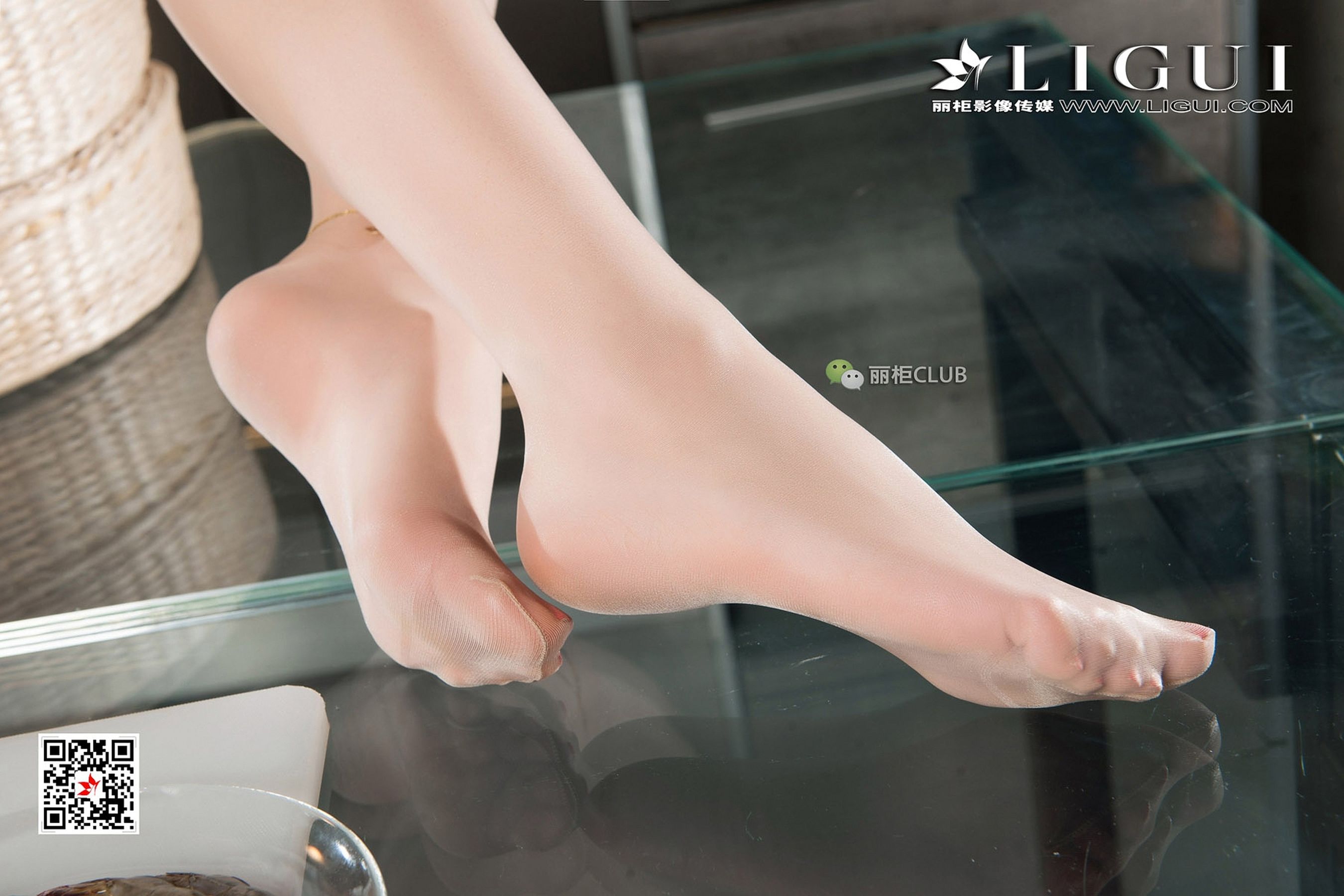 Model ice cream OLFood Silk Foot Ligui