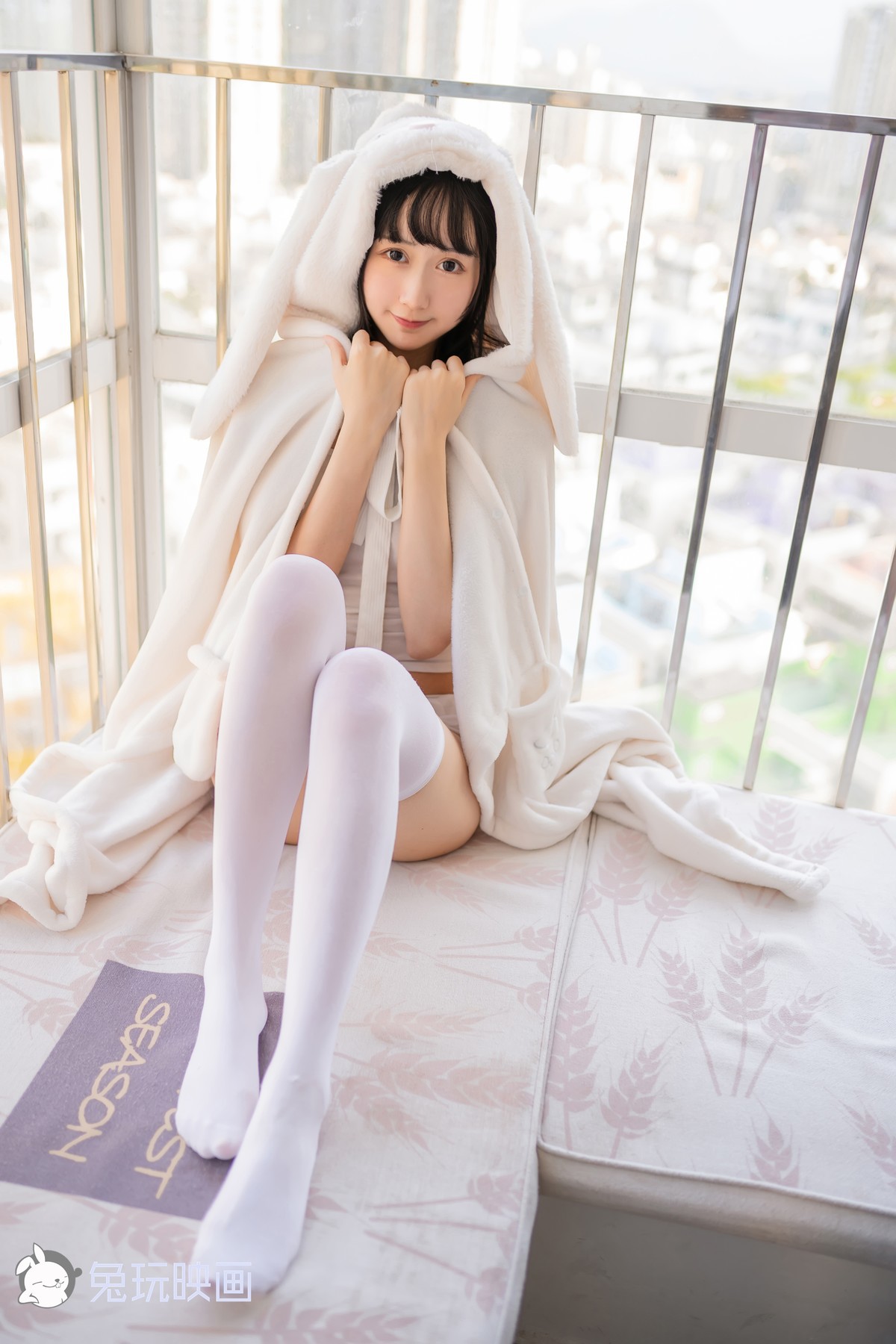 Cosplay Rabbit Play Movie Bath Towel Rabbit