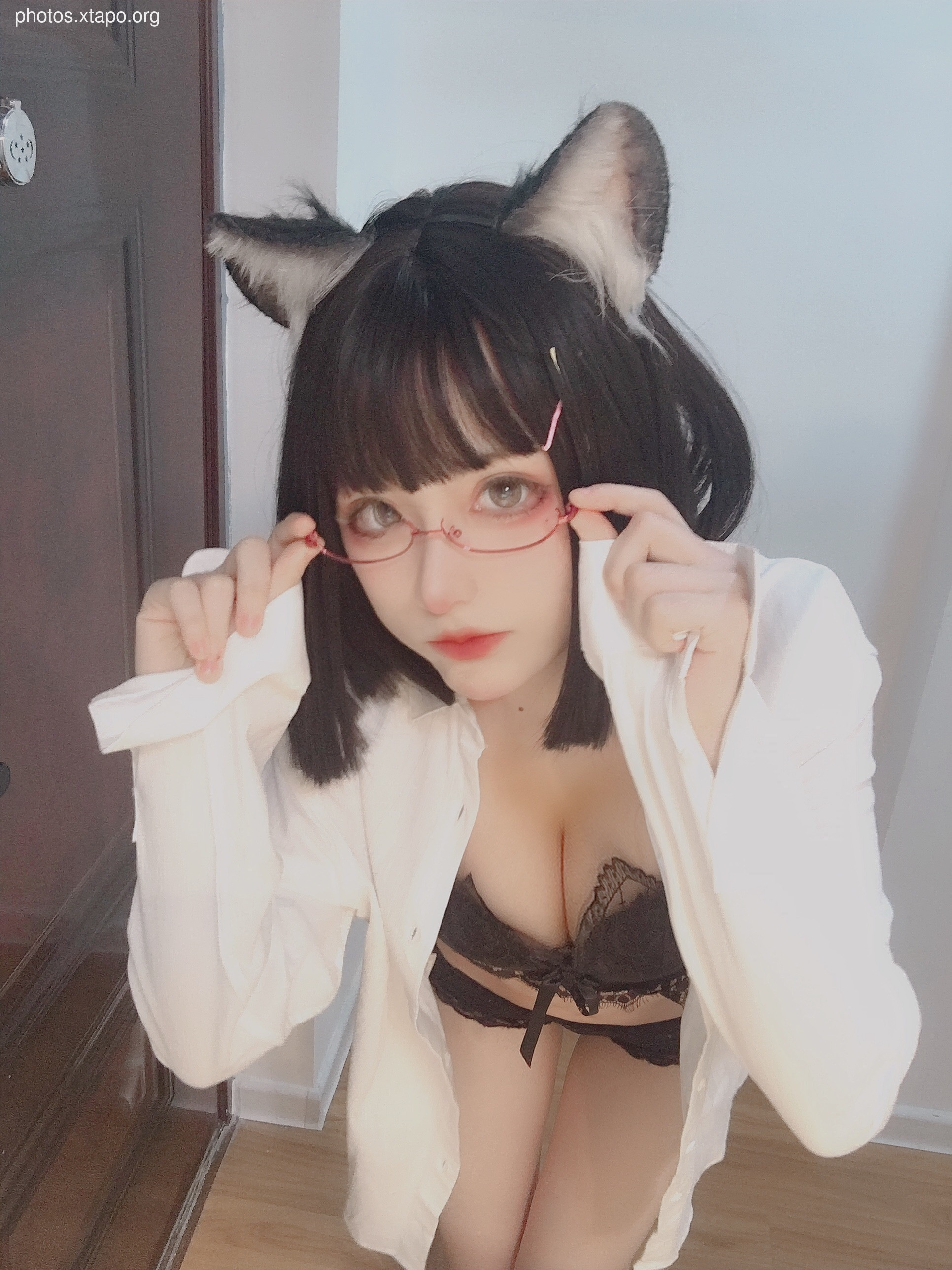 NO.010 Cat News 90p-989MB