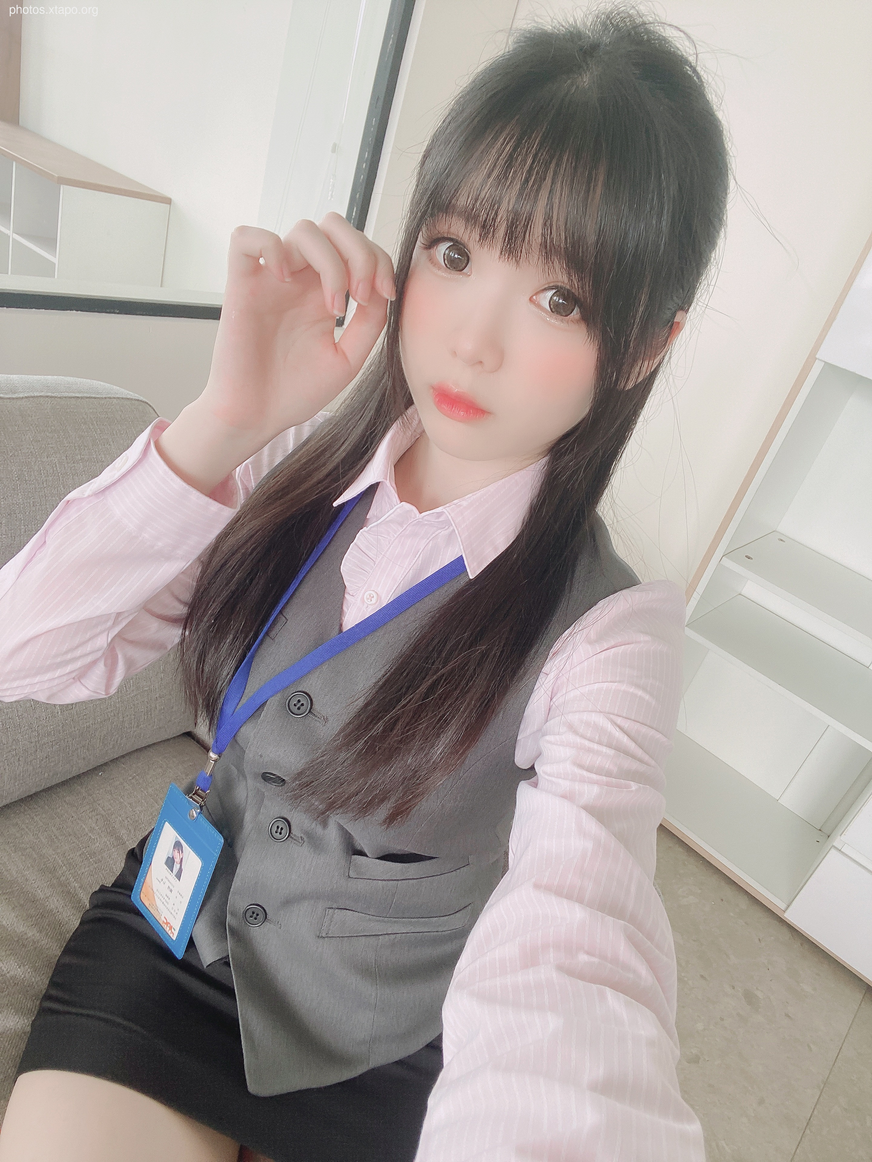 2022-08-25 New employee Shimomo-chan 24p-193.12MB