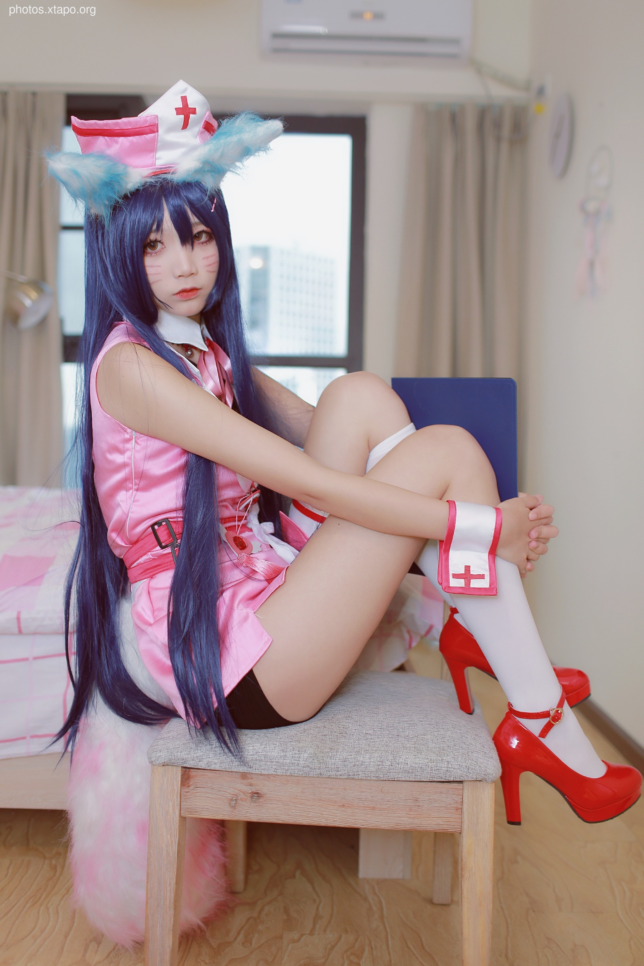 Five more than a hundred ghost Aju Nurse Series 37P-174MB