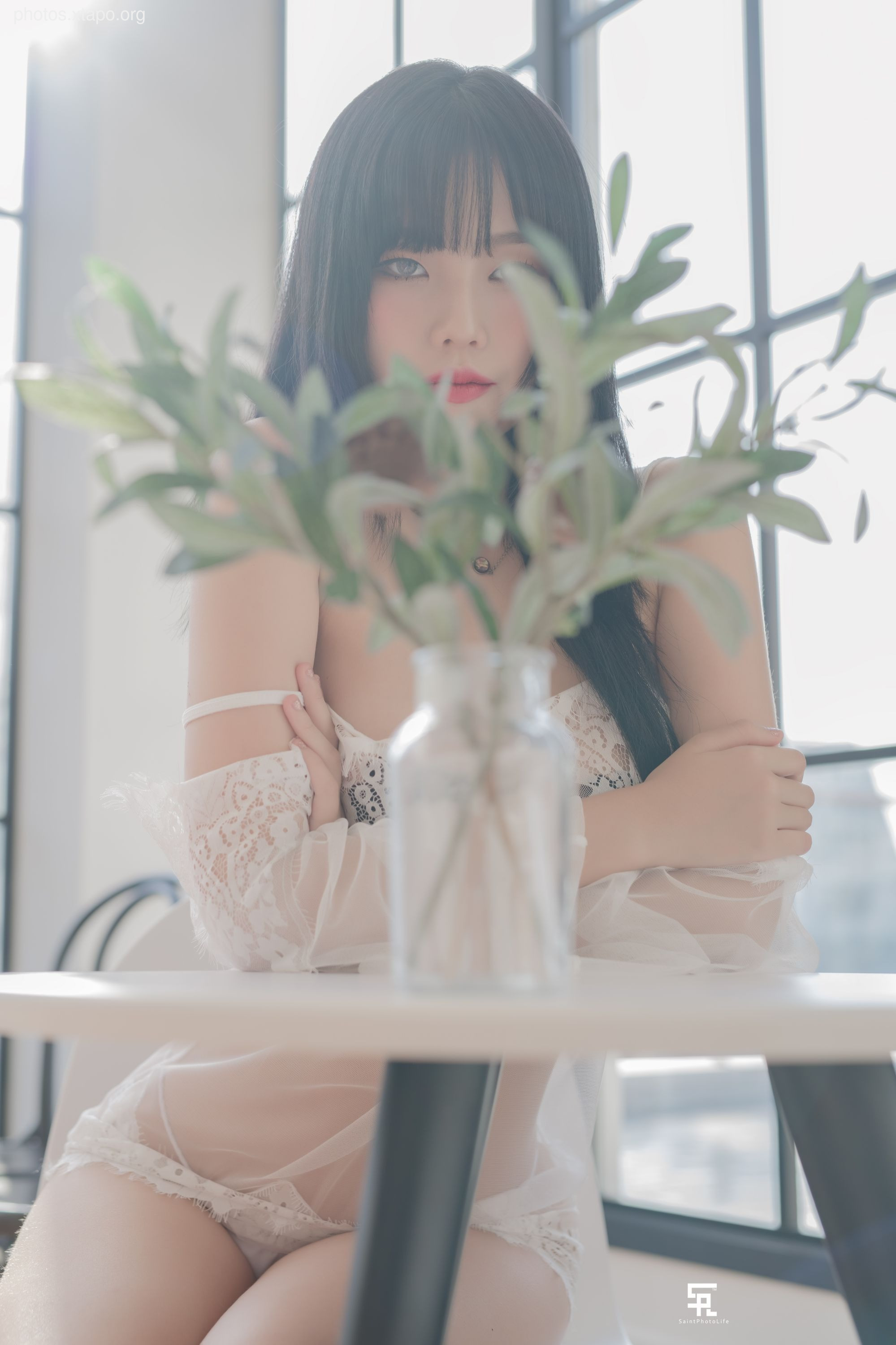 Yuna (윤아) - NO.008 SAINT Photolife BLOOM Vol.01 52P-315MB