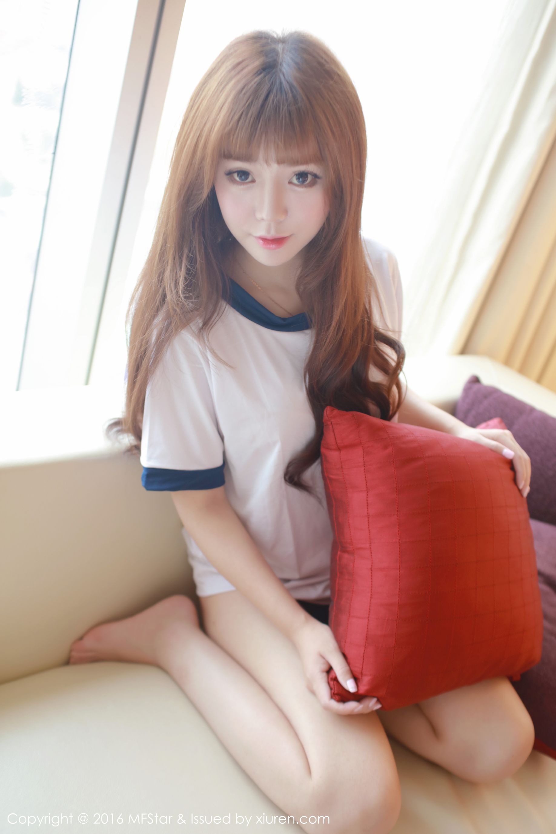 Pink Barbie VV Crystal Porcelain Doll Model Academy MFSTAR VOL.079