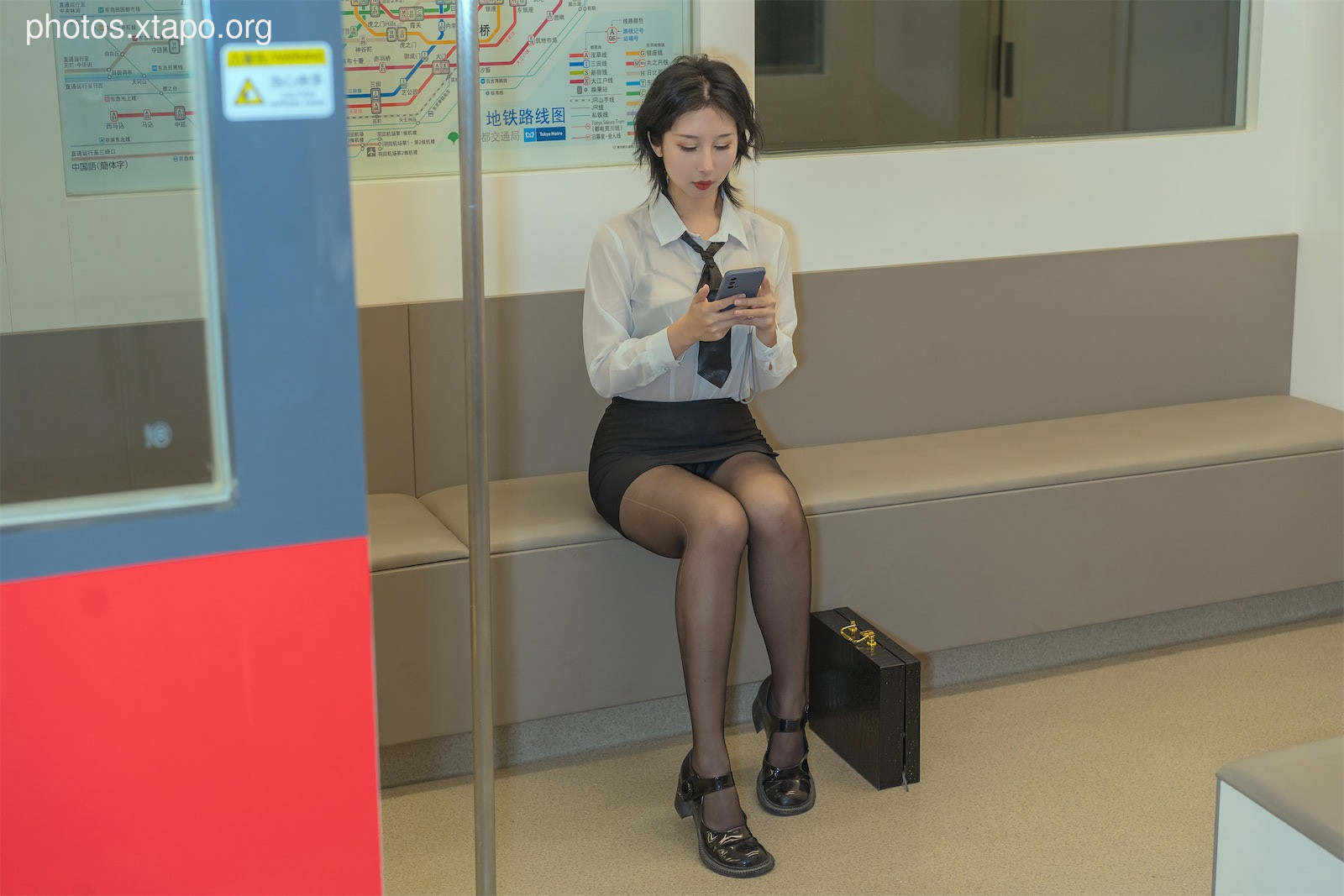 Autumn and Corgi Milk Tao Tao Tram