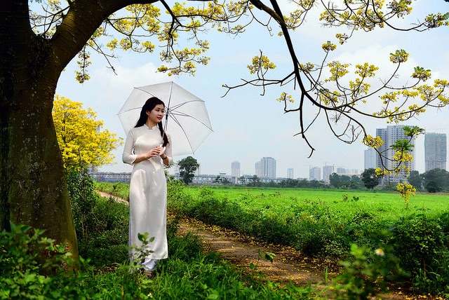 The road, between the pain The pain is just enough to miss each other, smile | Like ca