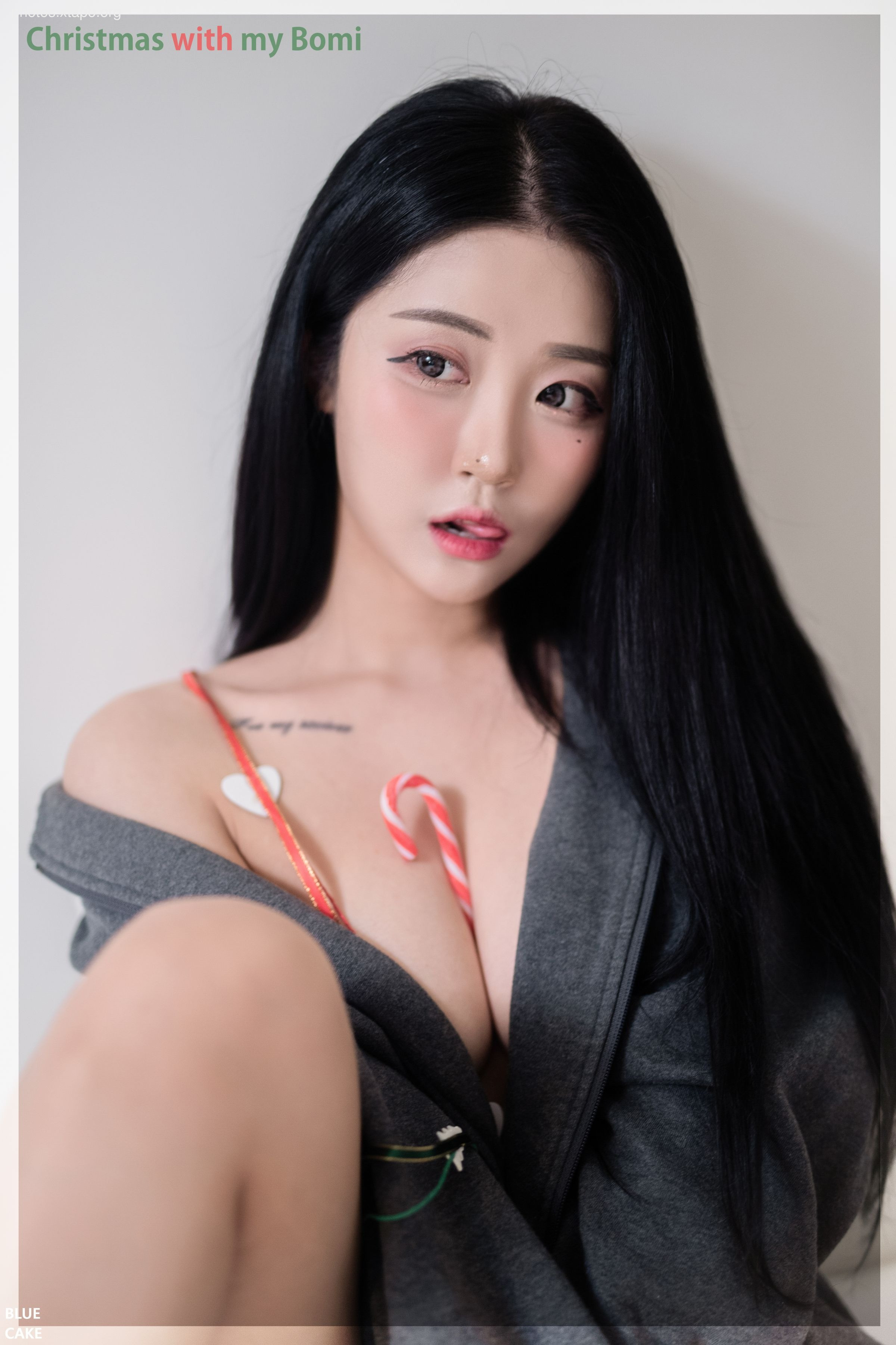 Bomi (보미) - NO.10 BLUECAKE Christmas with my Bomi &amp Lover 146P-2.18GB