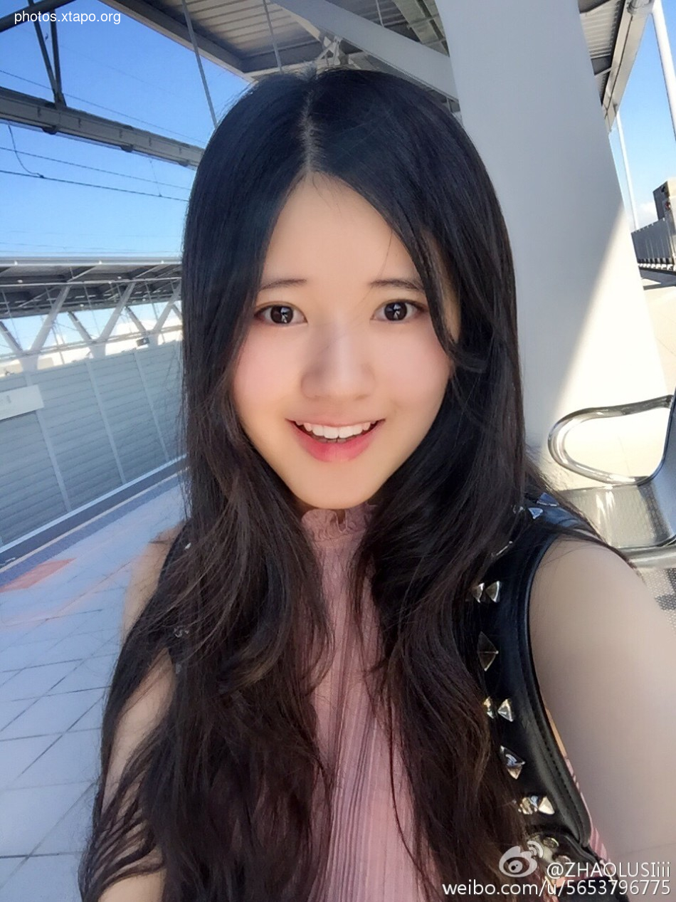 Zhao Lo Tu 赵露思,