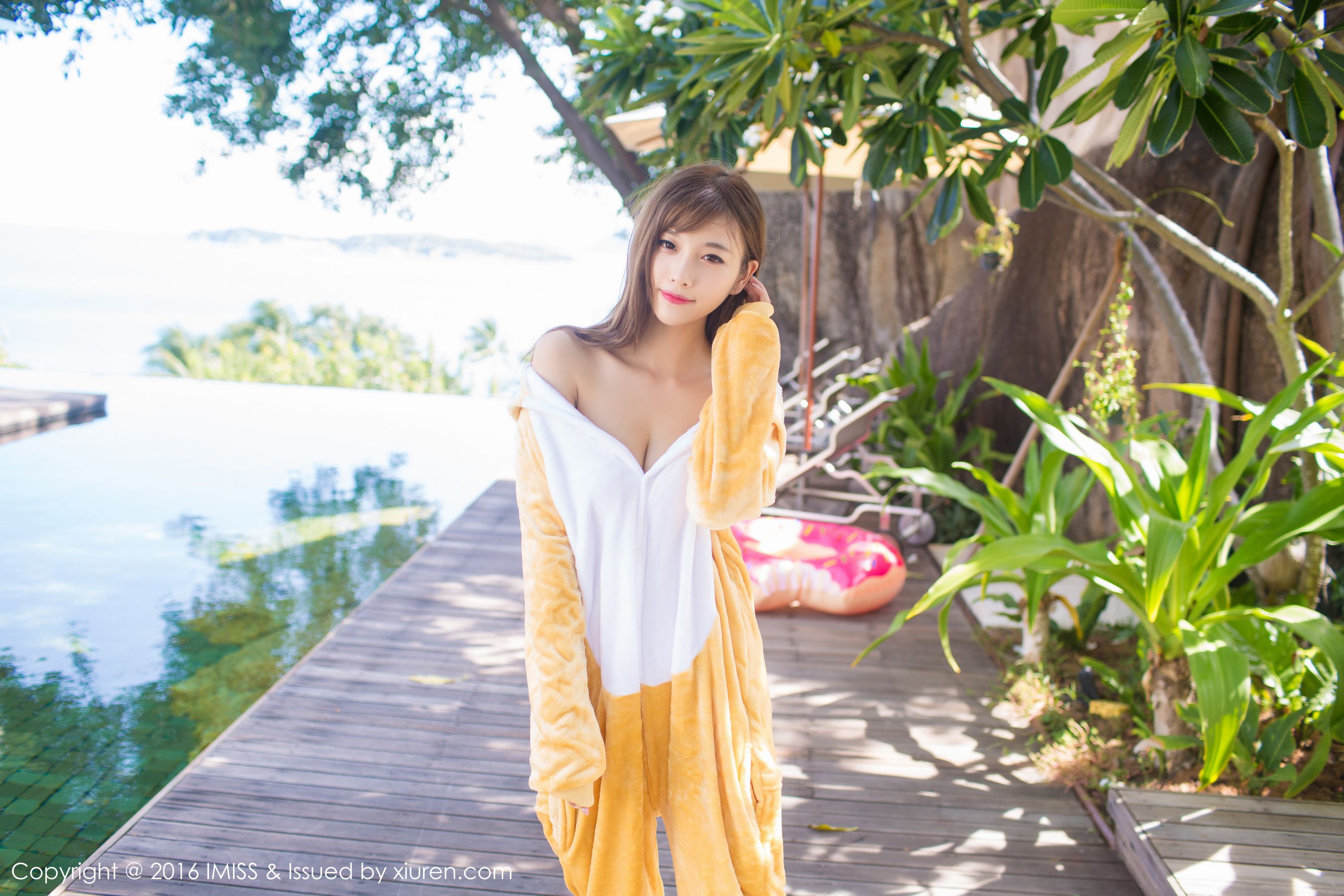 SUGAR Little Sweet Heart CC Beauty Plasma BeastCheongsam and Stockings Ai Mishe IMISS VOL.136