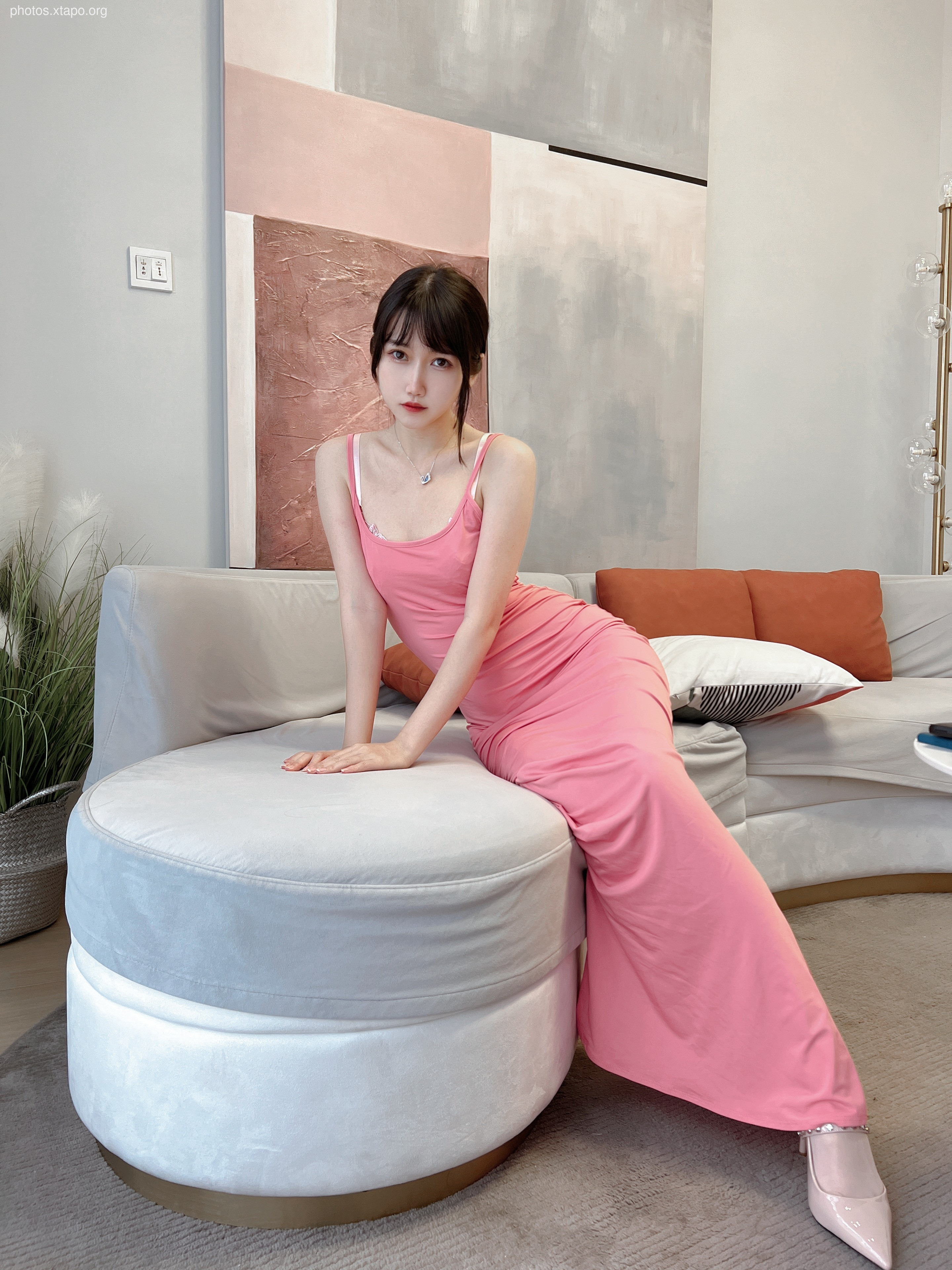 Domestic cat bathroom pink bump wife 1V39P-420M