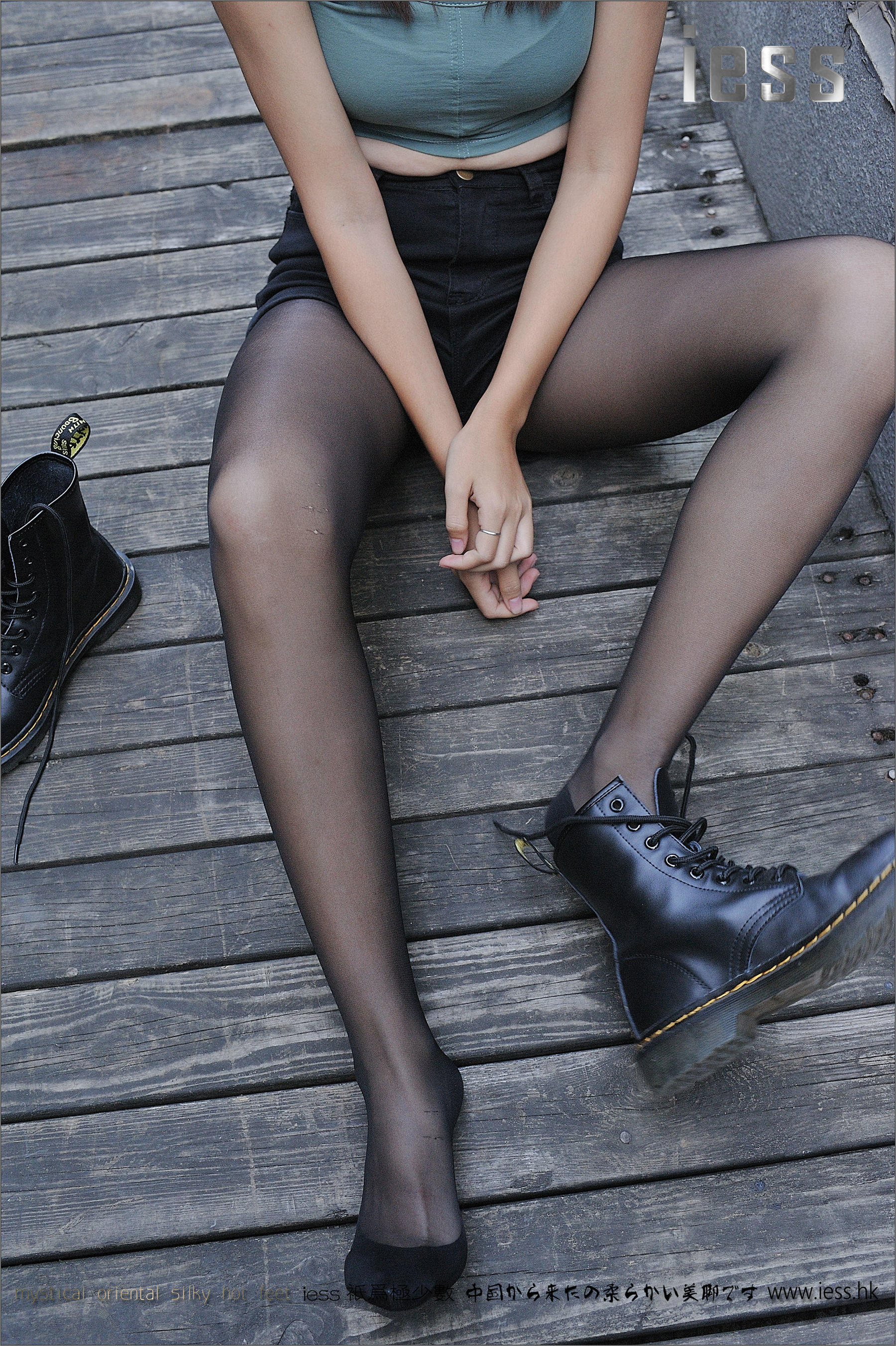 Silk Foot Bento 064 SASA Black Silin Boot