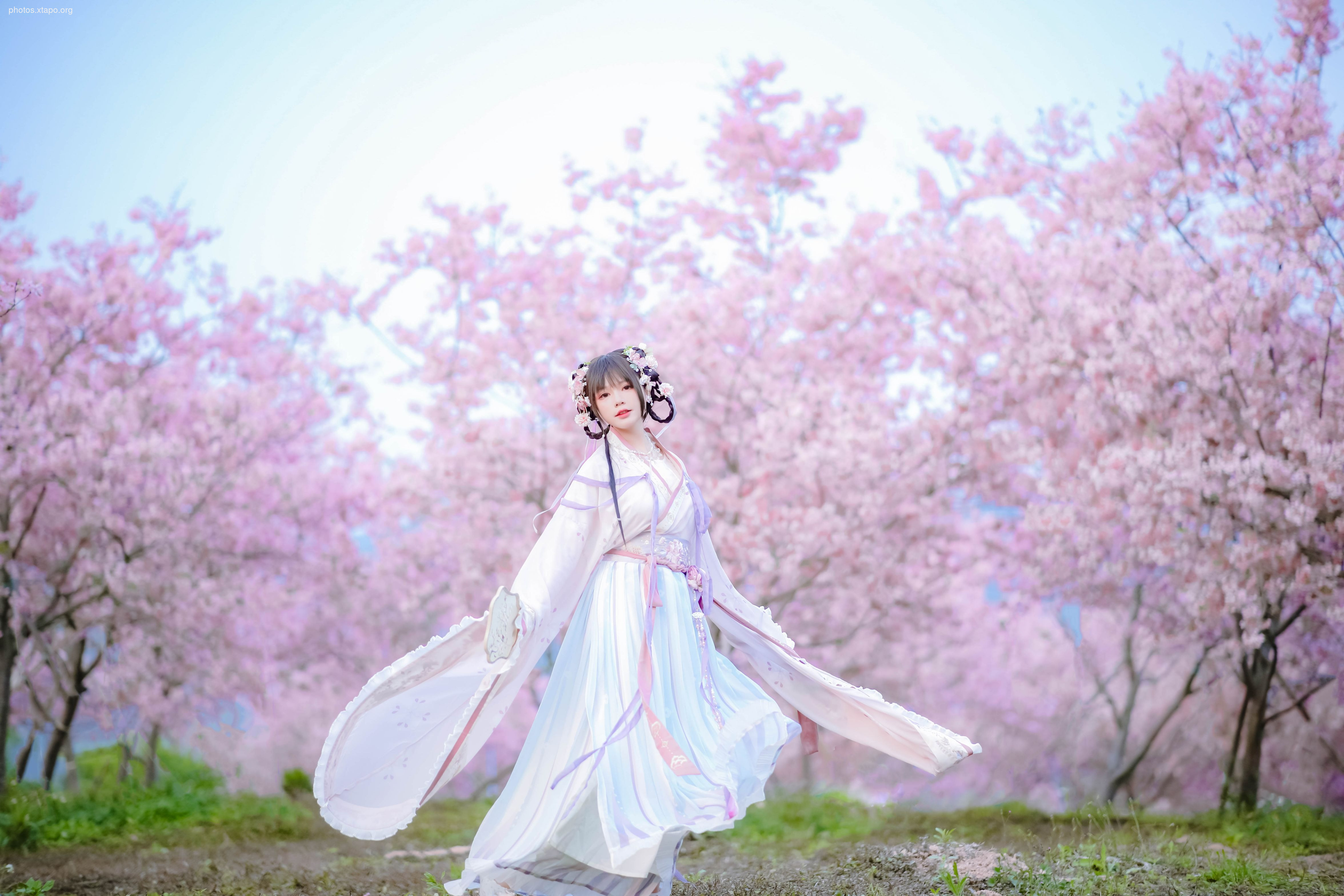 Nyako - Sakura Hanfu Flower God Prayers 52P-219MB