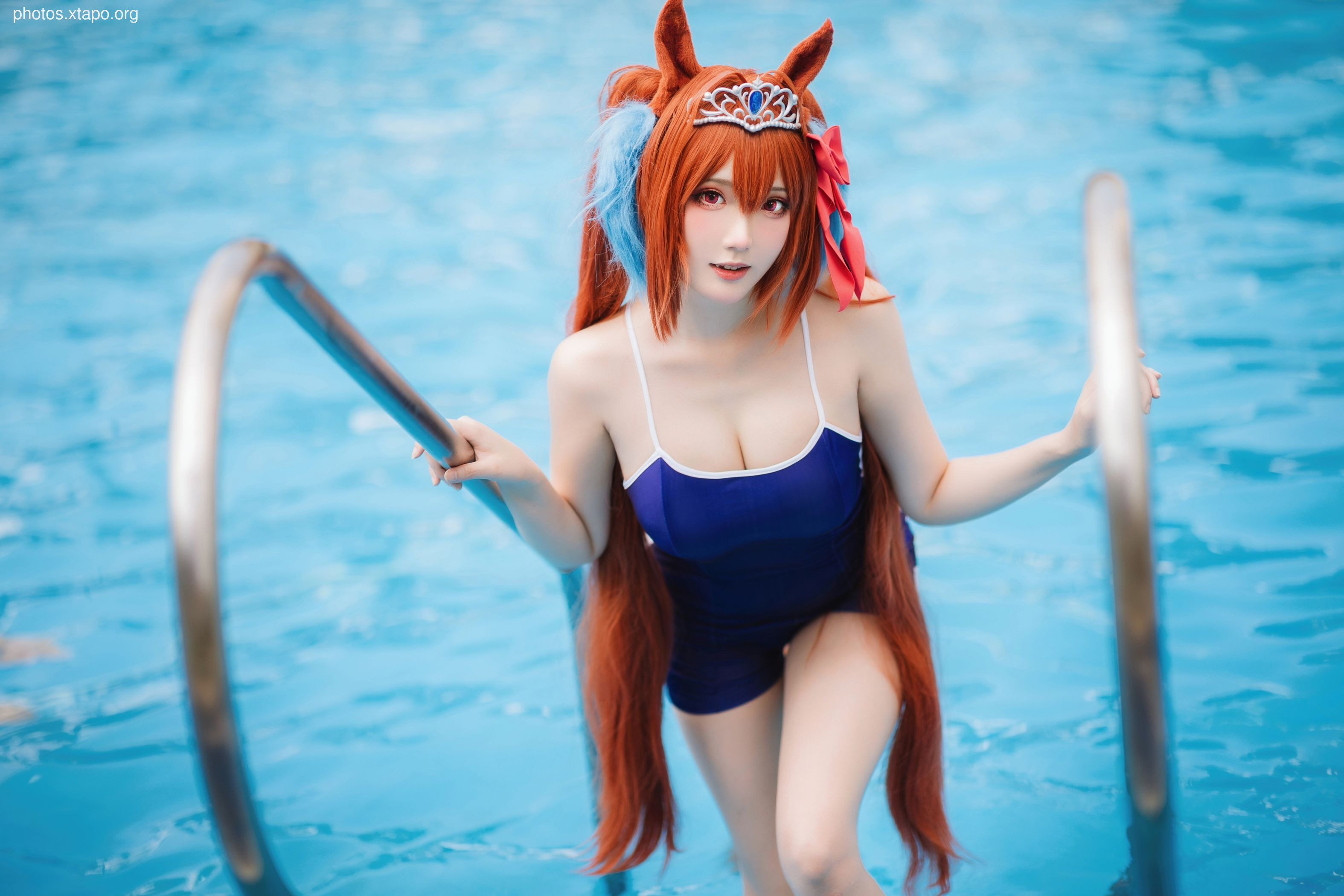 Guaxi sauce horse racing girls and Chiji Electronics