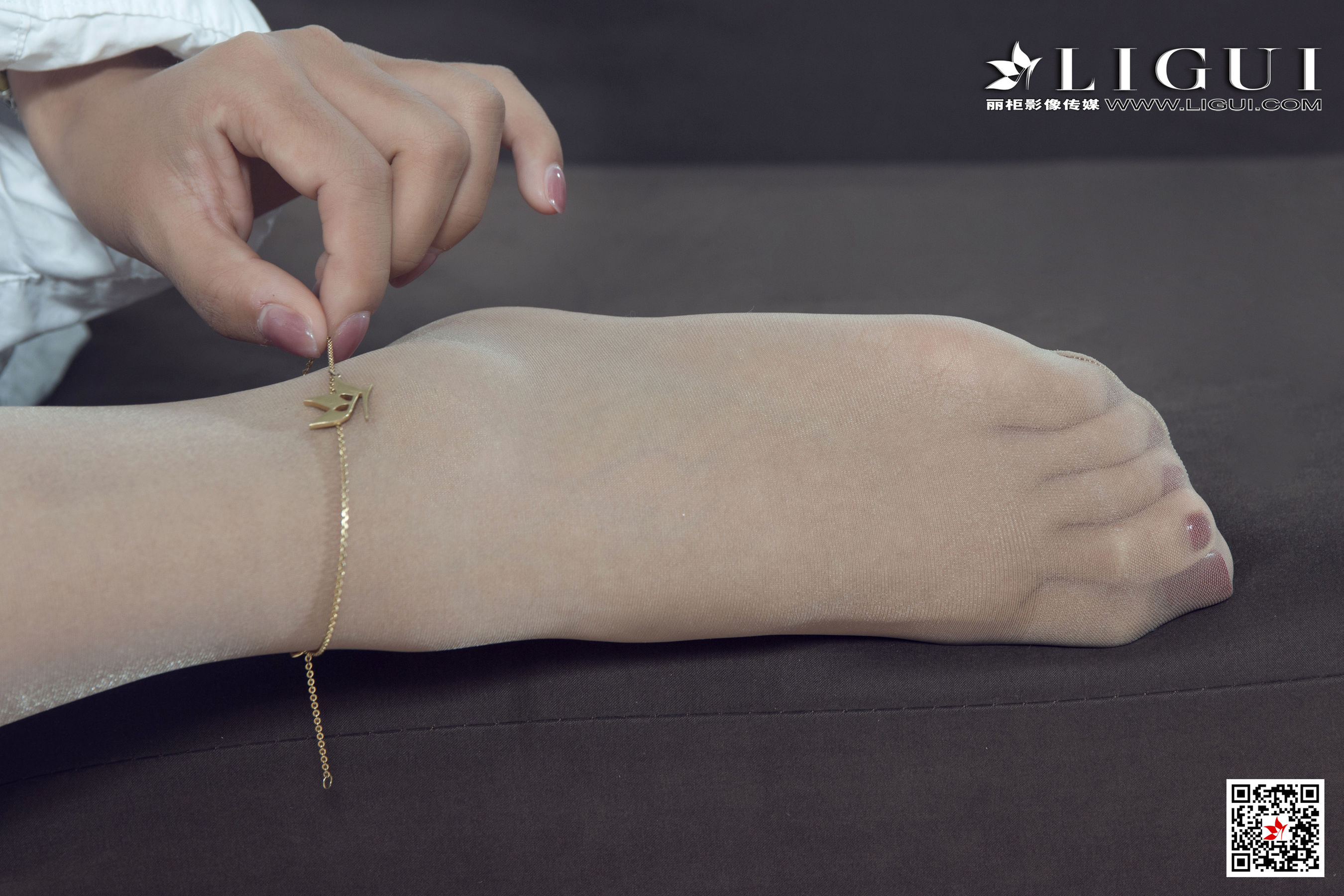 Li Cabinet Ligui Internet beauty Model Tianyi